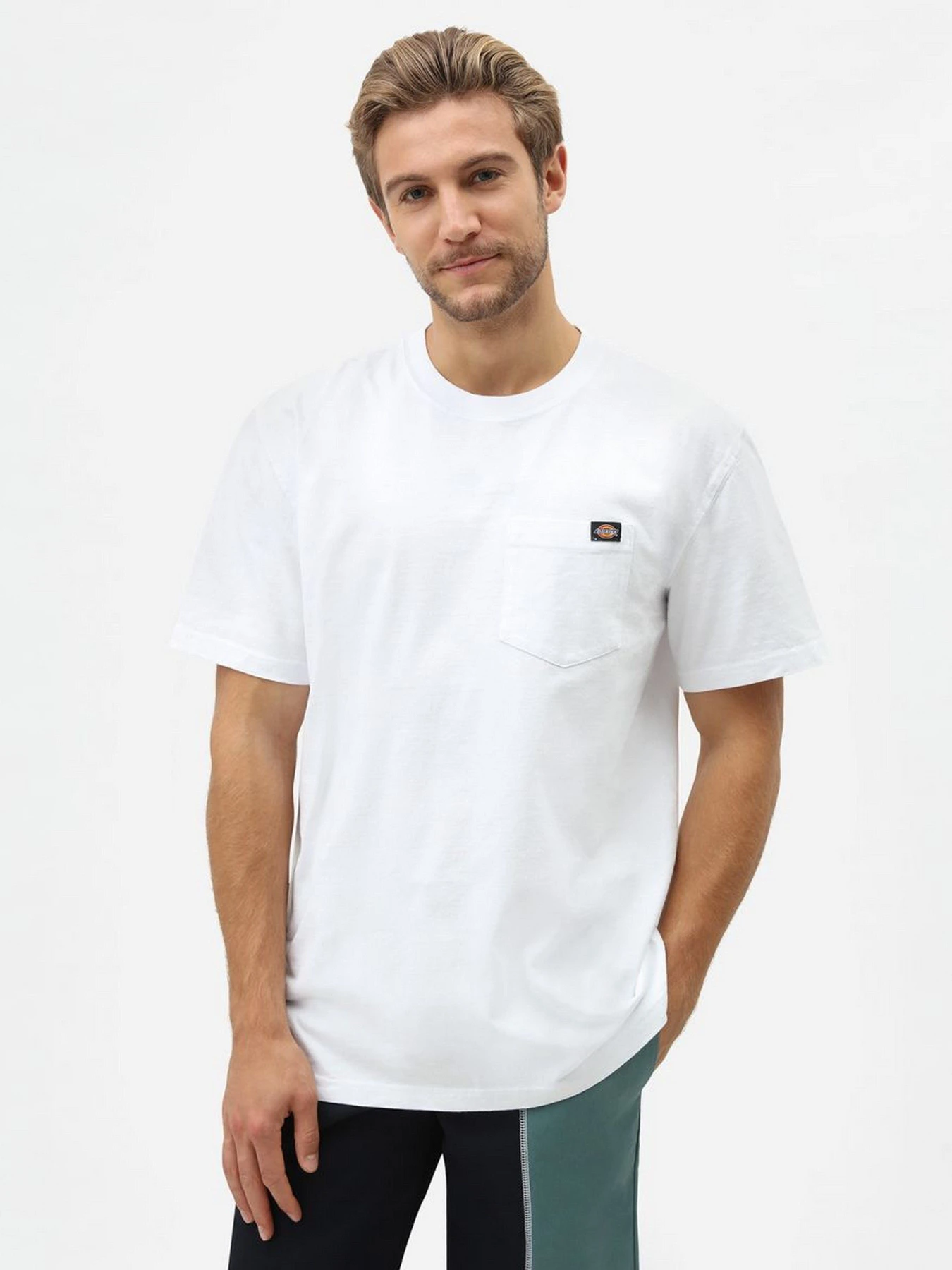 Футболки і поло Dickies Porterdale модель DK0A4TMOWHX1 Футболки і поло Dickies Porterdale модель DK0A4TMOWHX1 Фото