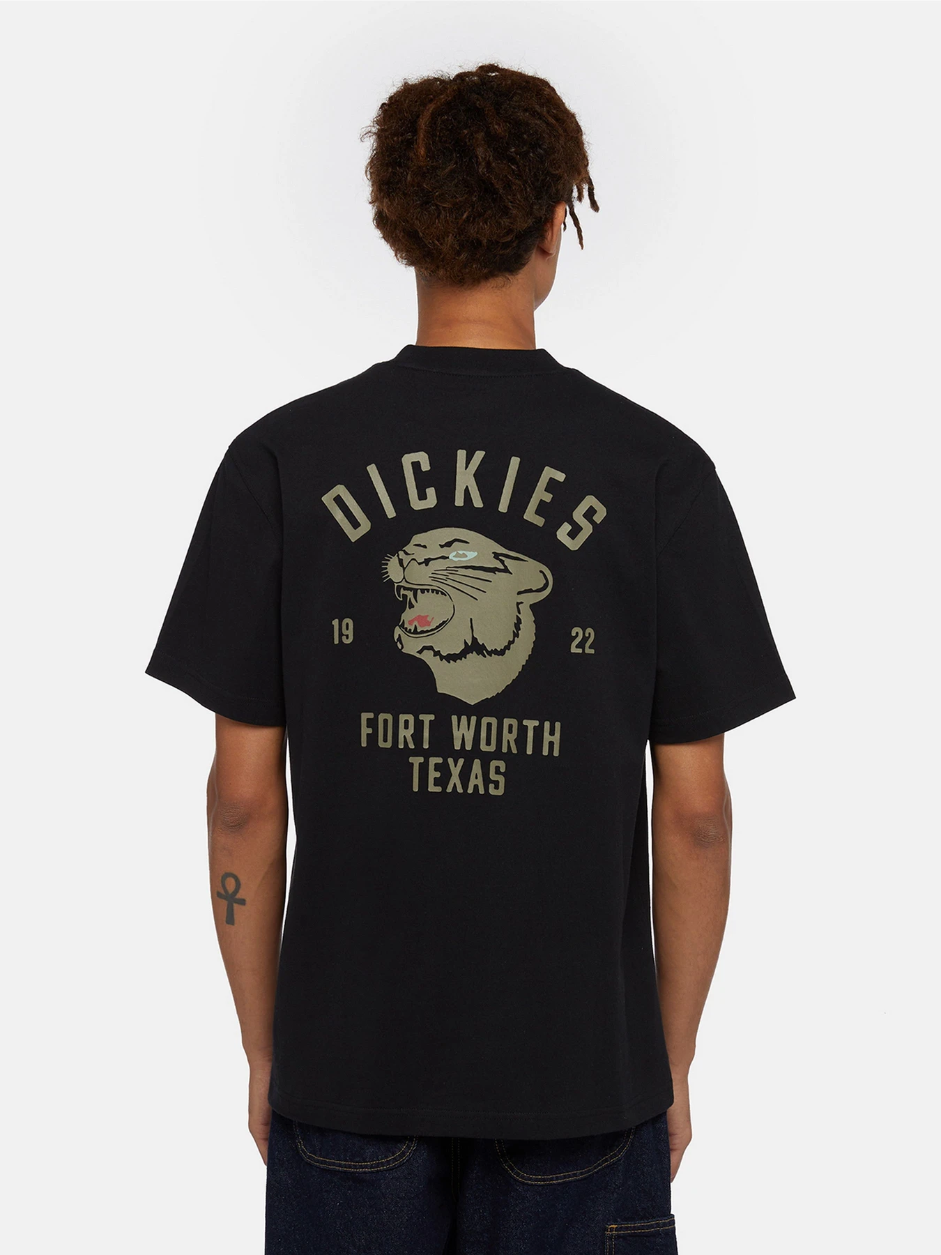 Футболки і поло Dickies Panther модель DK0A4Z4IBLK1 Футболки і поло Dickies Panther модель DK0A4Z4IBLK1 Фото