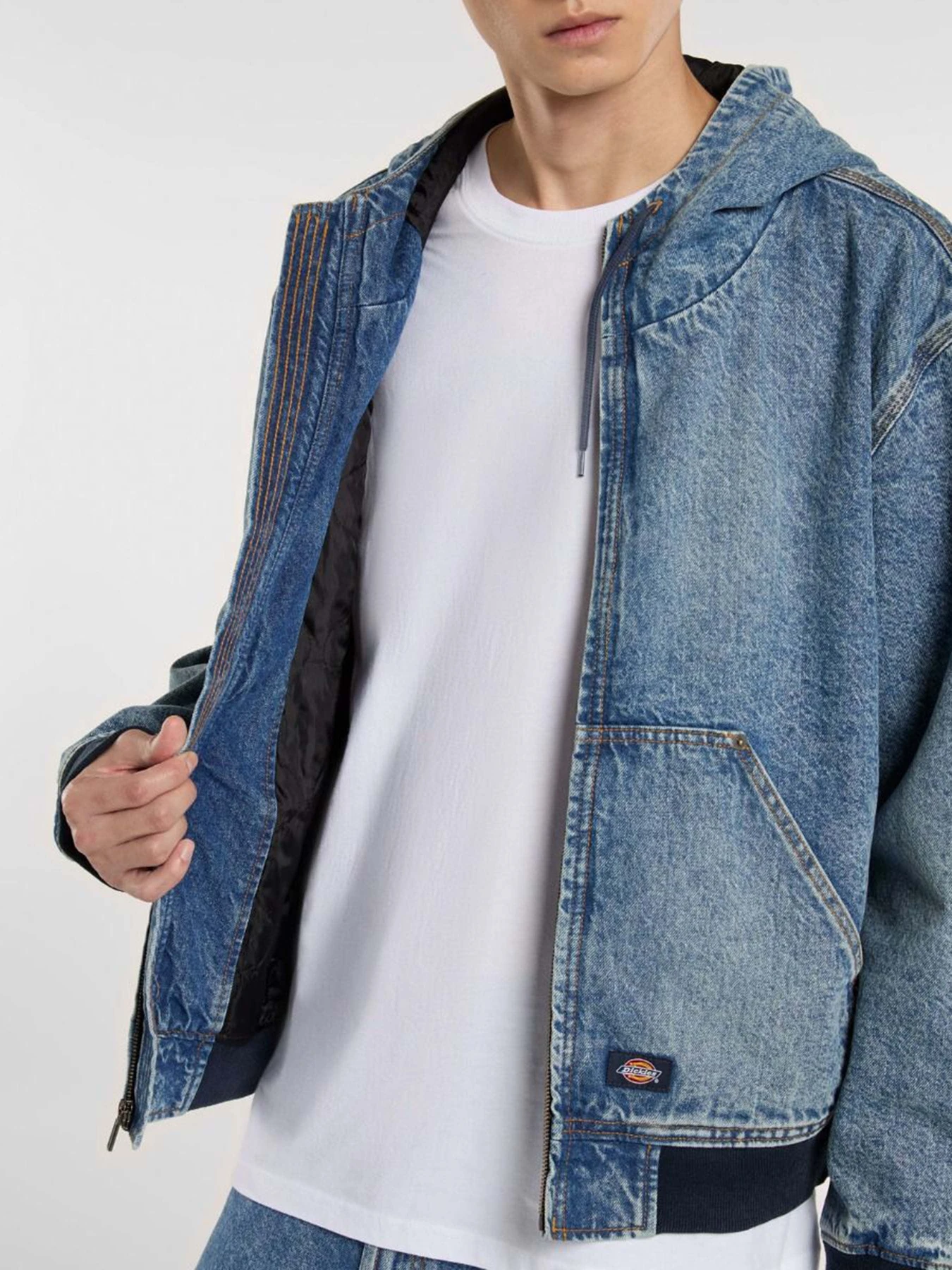 Куртки та дублянки Dickies Dickies Hooded Denim модель DK0A4ZAPK211 Куртки та дублянки Dickies Dickies Hooded Denim модель DK0A4ZAPK211 Фото