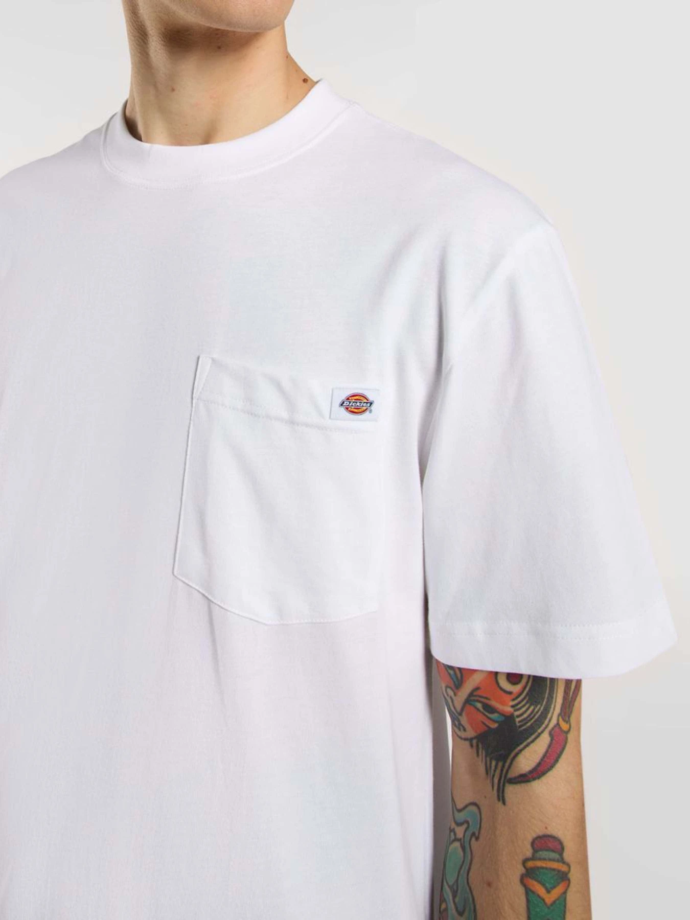 Футболки и поло Dickies Heavyweight Pocket Relaxed модель DK0WS450WHX1 Футболки и поло Dickies Heavyweight Pocket Relaxed модель DK0WS450WHX1 Фото