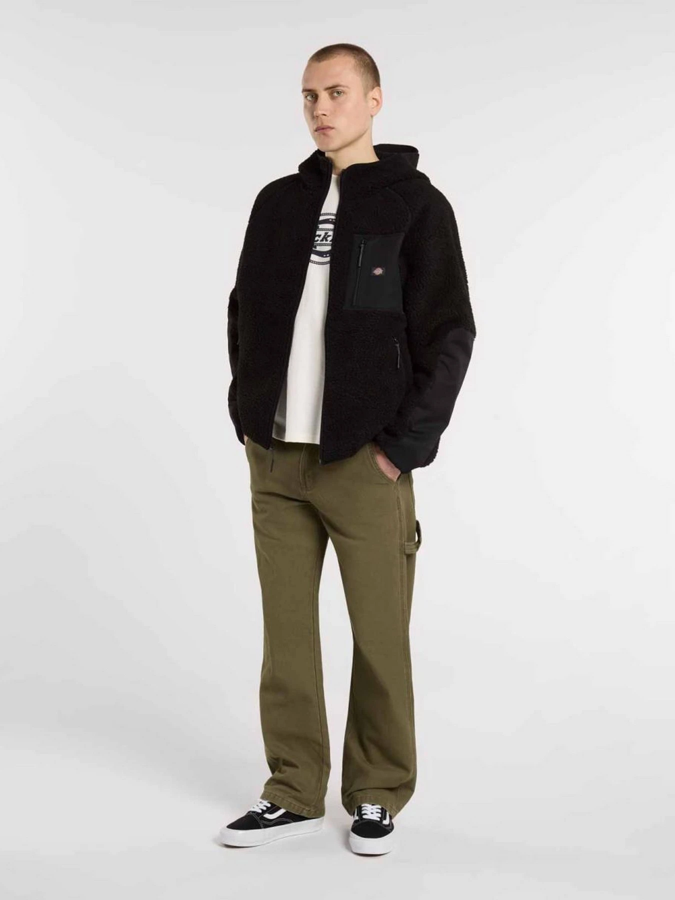 Худи и свитшоты Dickies CENTRAL HIGH PILE HOODED модель DK0A87NVBLK1 Худи и свитшоты Dickies CENTRAL HIGH PILE HOODED модель DK0A87NVBLK1 Фото