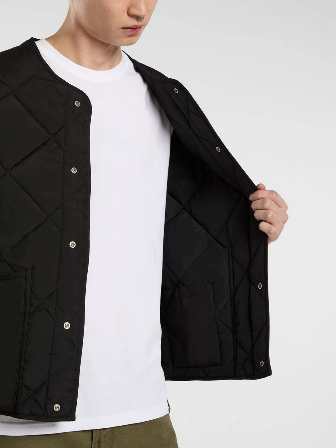 Куртки та дублянки Dickies SAMBURG LINER JACKET модель DK0A87O7BLK1 Куртки та дублянки Dickies SAMBURG LINER JACKET модель DK0A87O7BLK1 Фото