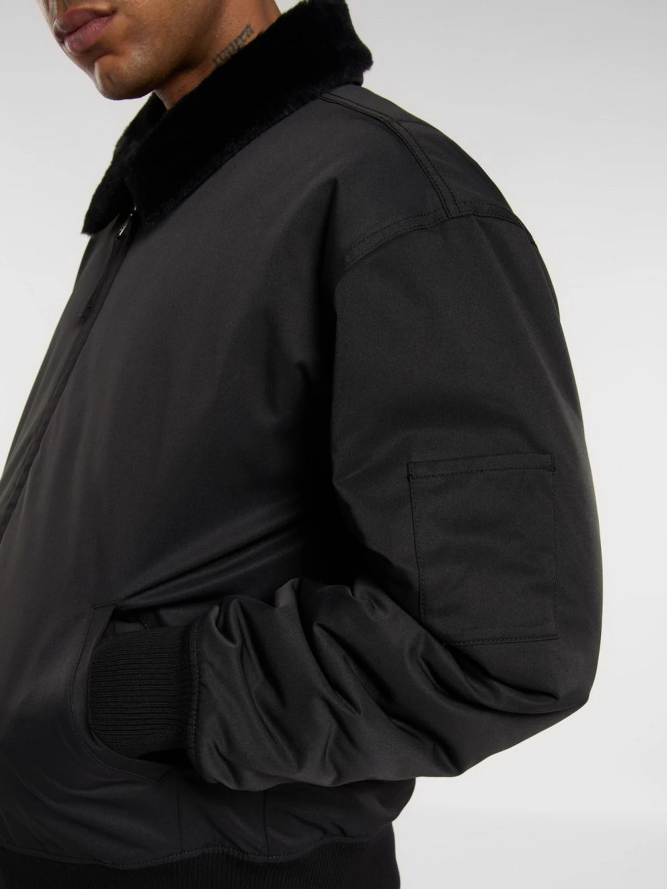 Куртки и дубленки Dickies COALFIELD FLIGHT JACKET модель DK0A88BMBLK1 Куртки и дубленки Dickies COALFIELD FLIGHT JACKET модель DK0A88BMBLK1 Фото
