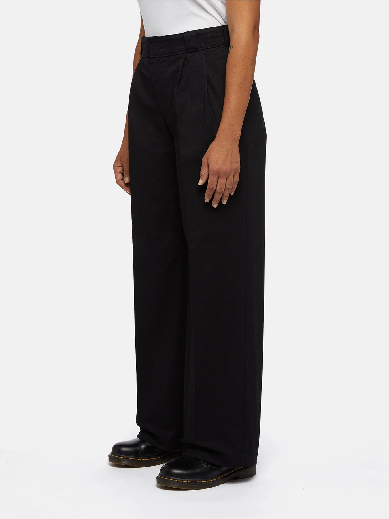 Штани Dickies Pleated Multi Pocket Workpant модель DK0A863MBLK1 Штани Dickies Pleated Multi Pocket Workpant модель DK0A863MBLK1 Фото