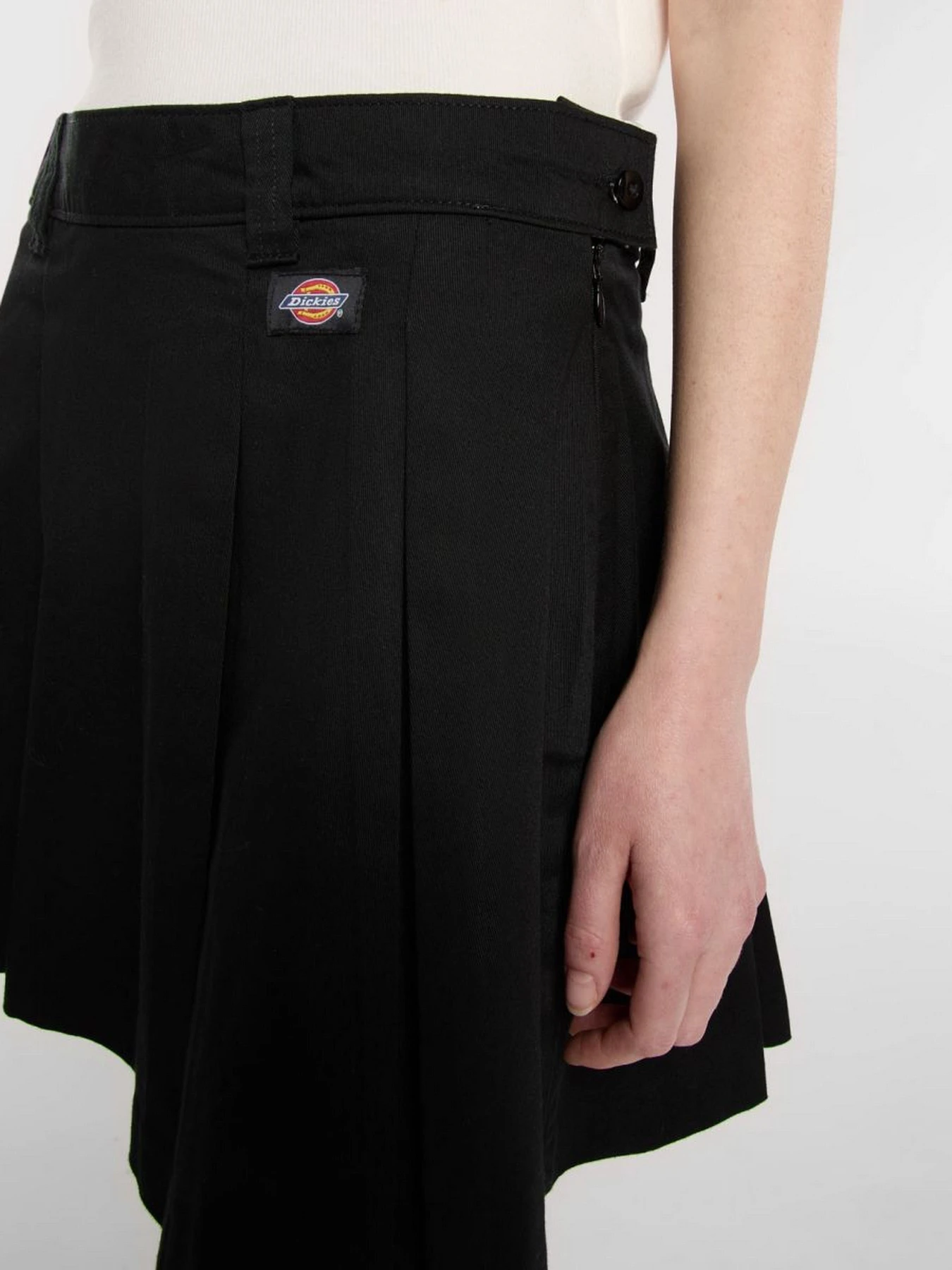 Спідниці Dickies Unionville модель DK0A4Z87BLK1 Спідниці Dickies Unionville модель DK0A4Z87BLK1 Фото