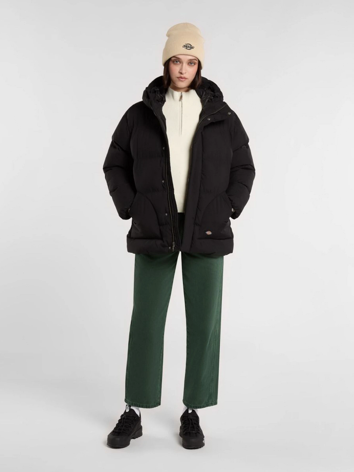 Куртки и дубленки Dickies EAGLEVILLE HOODED PUFFER модель DK0A87OLBLK1 Куртки и дубленки Dickies EAGLEVILLE HOODED PUFFER модель DK0A87OLBLK1 Фото