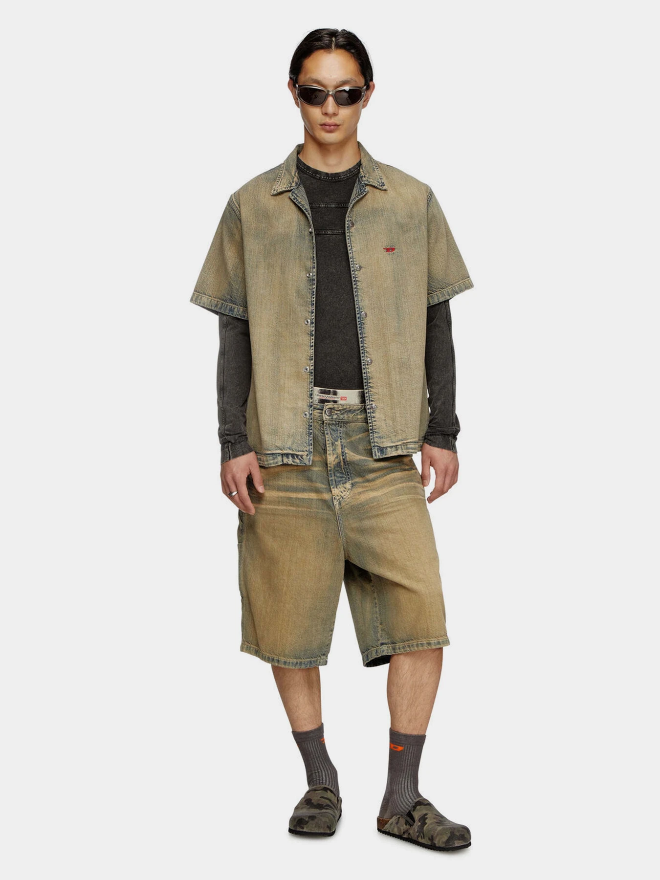 Шорты Diesel модель A14072-09L49-1 Шорты Diesel модель A14072-09L49-1 Фото