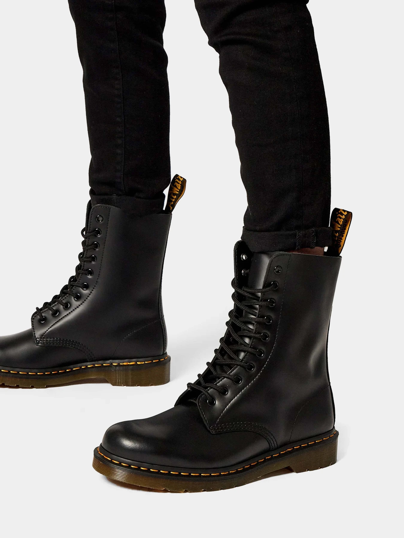 Черевики та чоботи DR. MARTENS модель 11857001 1490 Black Smooth Черевики та чоботи DR. MARTENS модель 11857001 1490 Black Smooth Фото