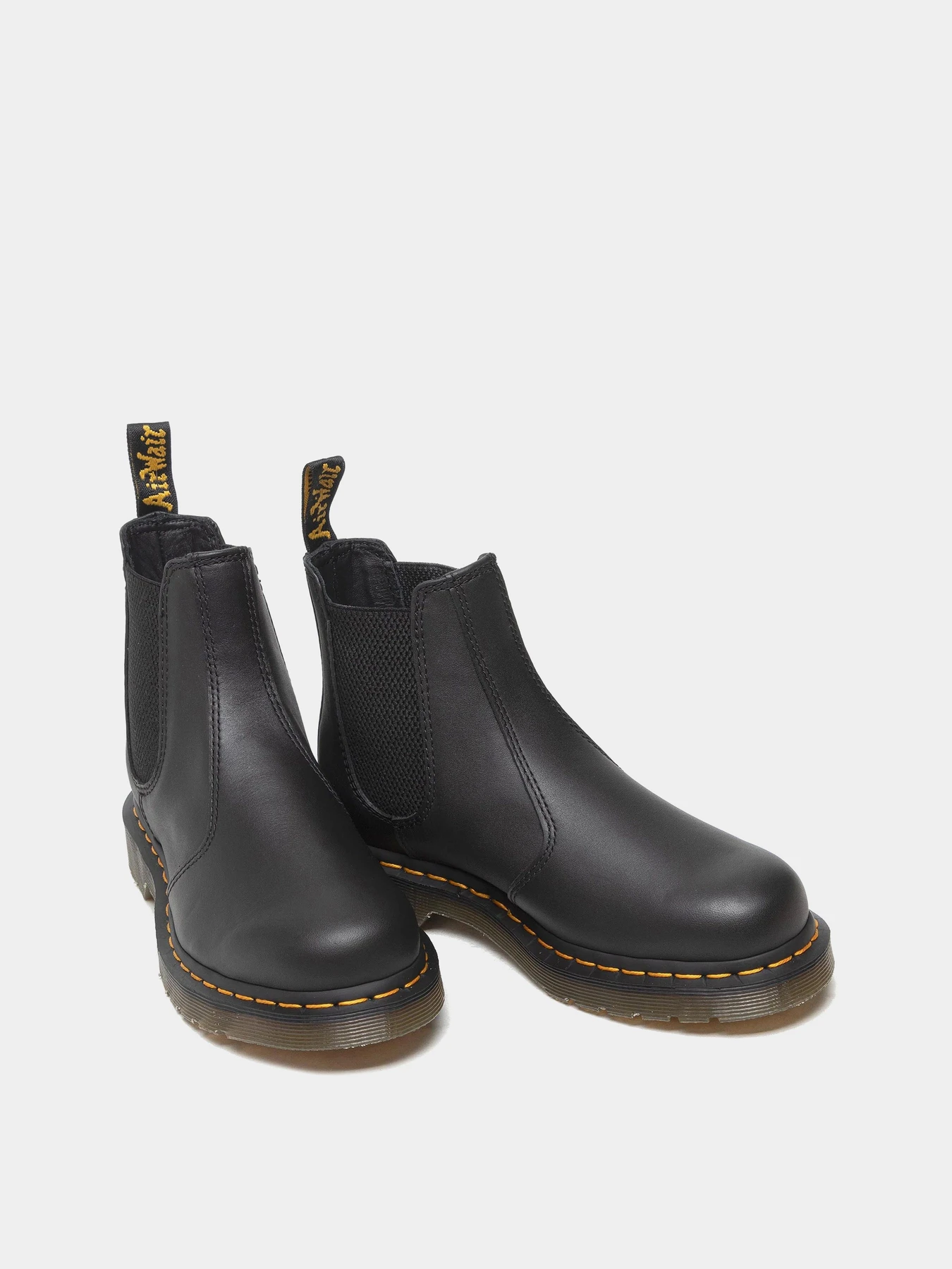 Черевики та чоботи DR. MARTENS модель 27100001 2976 Black Nappa Фото