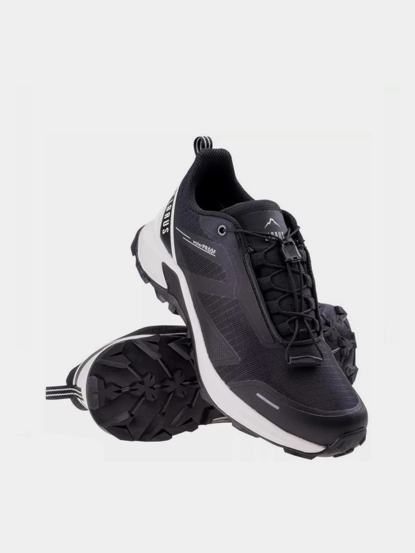 Кроссовки Elbrus Dongo модель DONGO WP-BLACK/WHITE Кроссовки Elbrus Dongo модель DONGO WP-BLACK/WHITE Фото