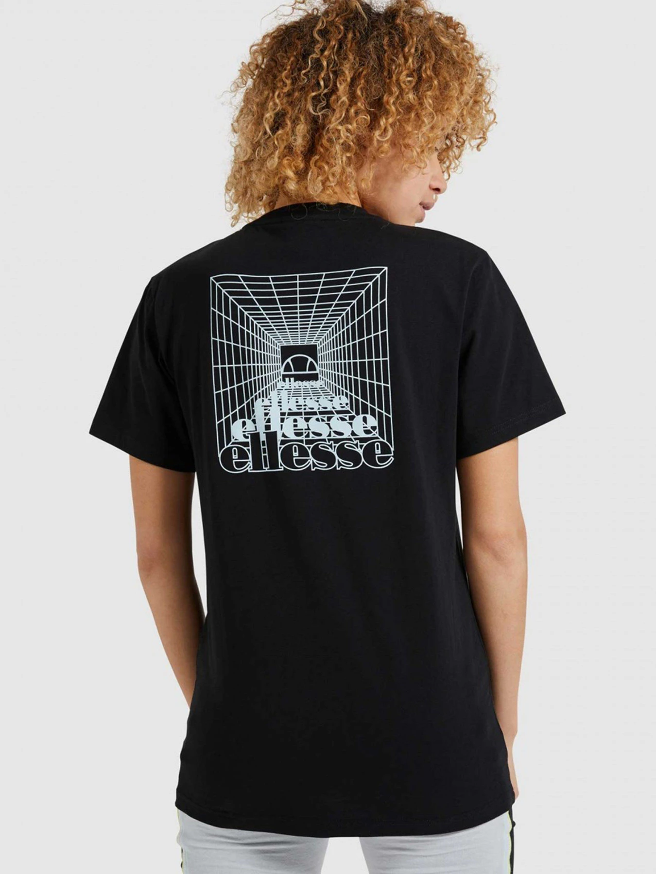 Футболки и поло Ellesse Spice модель SGI11107-BLACK Футболки и поло Ellesse Spice модель SGI11107-BLACK Фото