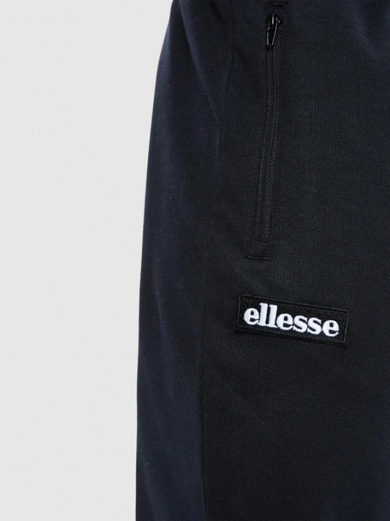Брюки Ellesse модель SHI04351-BLACK Брюки Ellesse модель SHI04351-BLACK Фото
