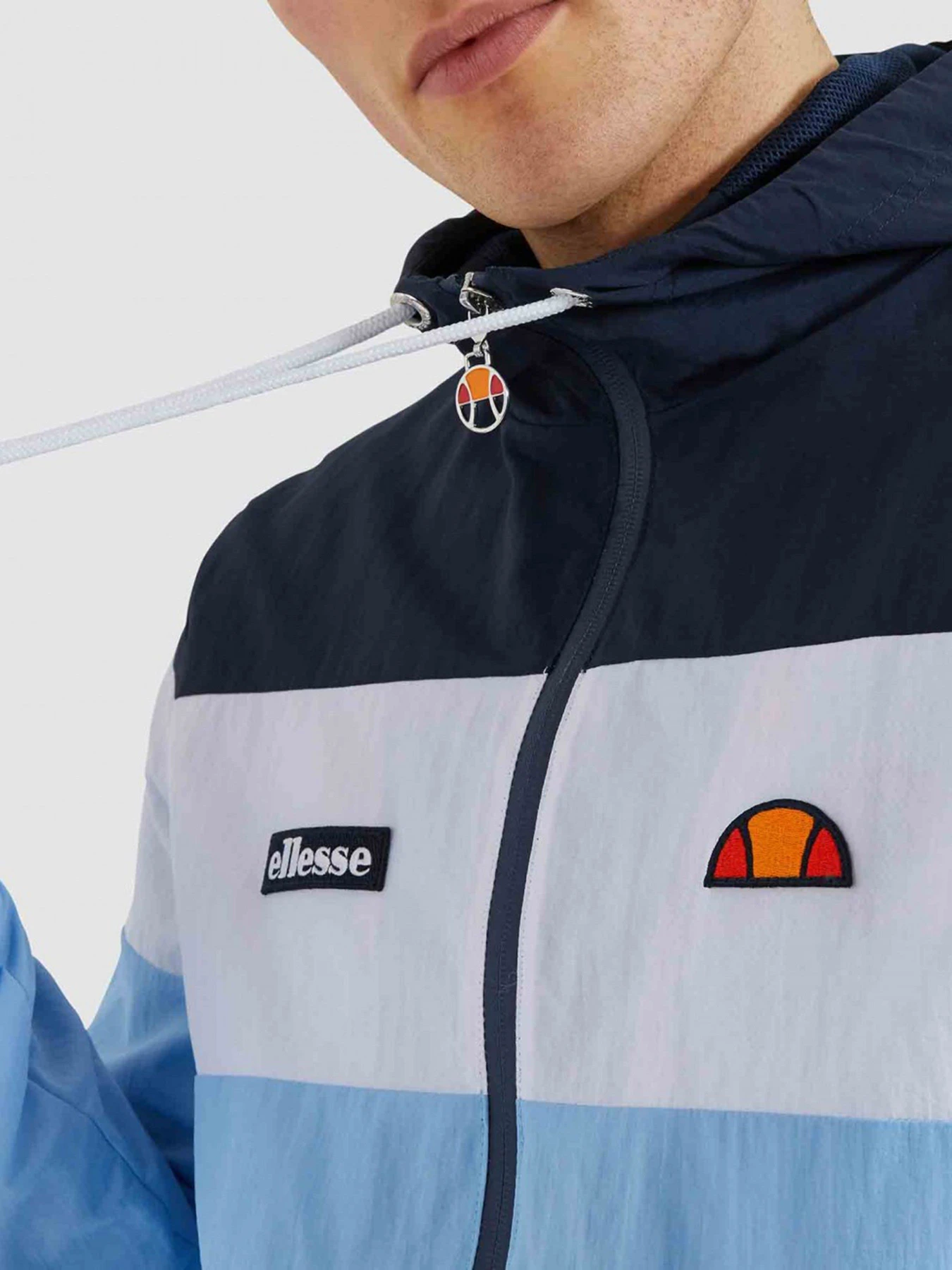 Худи и свитшоты Ellesse модель SHI05236-LIGHTBLU Худи и свитшоты Ellesse модель SHI05236-LIGHTBLU Фото