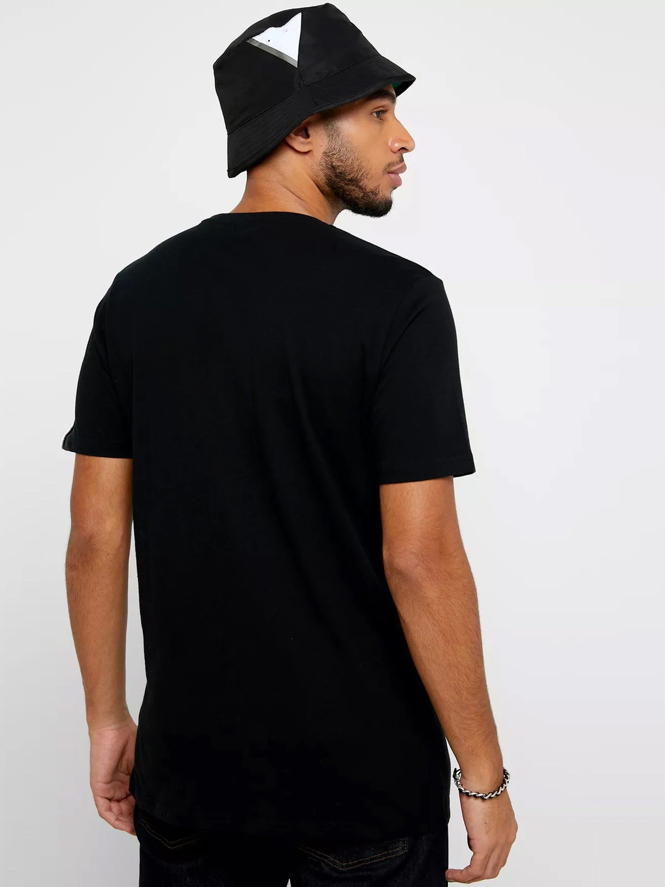 Футболки і поло Ellesse модель SHC07405-BLACK Футболки і поло Ellesse модель SHC07405-BLACK Фото