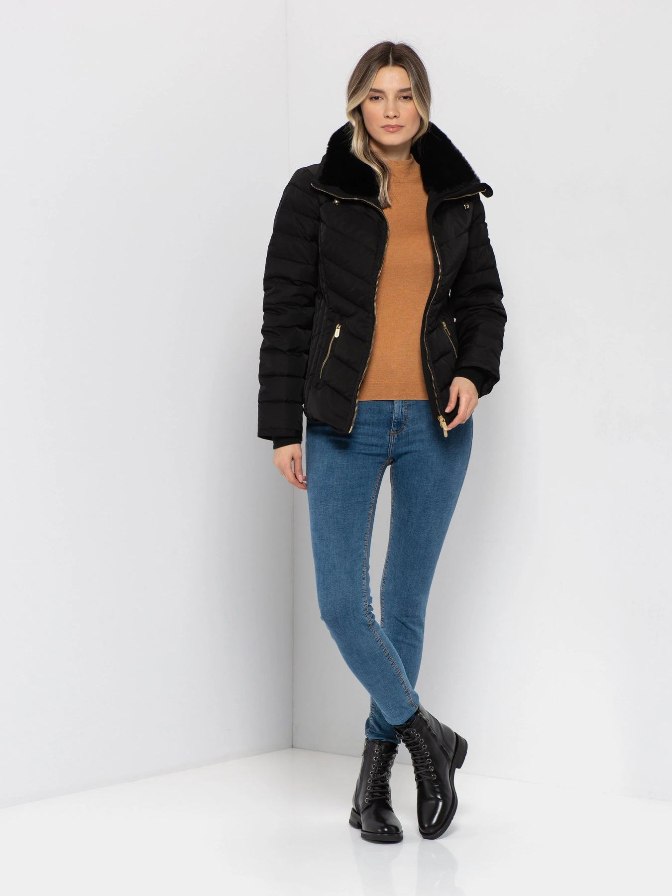 Куртки та дублянки MEXX модель 75016-300002 Куртки та дублянки MEXX модель 75016-300002 Фото