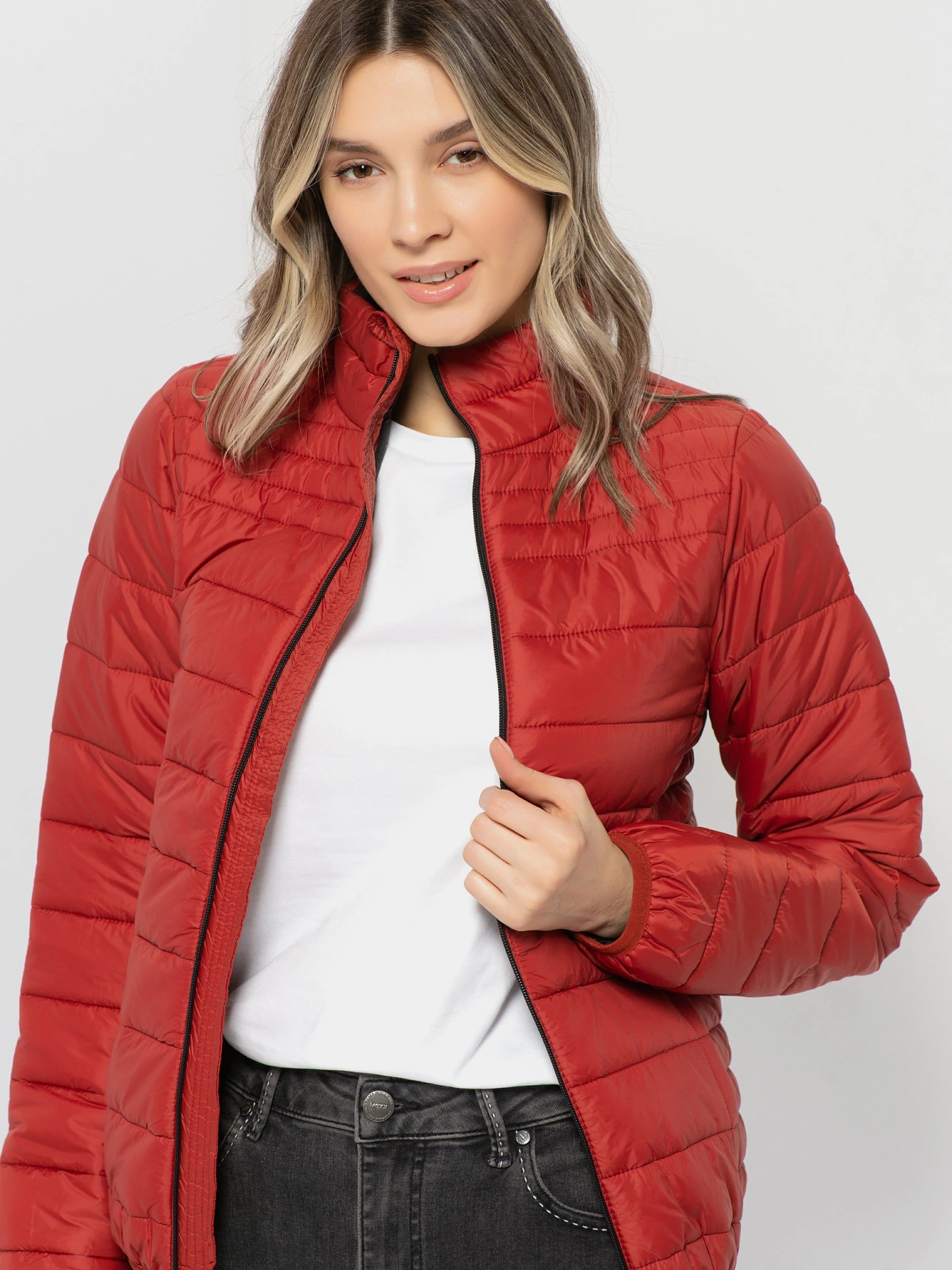 Куртки та дублянки MEXX модель 75044-318991 Куртки та дублянки MEXX модель 75044-318991 Фото