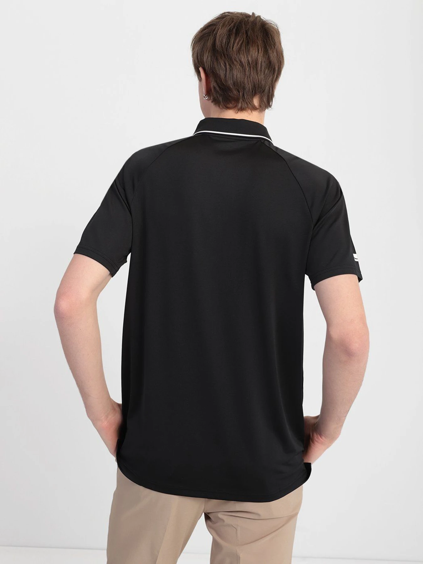 Футболки и поло Skechers Fade Stripe Golf Wіcking Breathable Zip Soft Feel модель M01TO36 BLK Футболки и поло Skechers Fade Stripe Golf Wіcking Breathable Zip Soft Feel модель M01TO36 BLK Фото