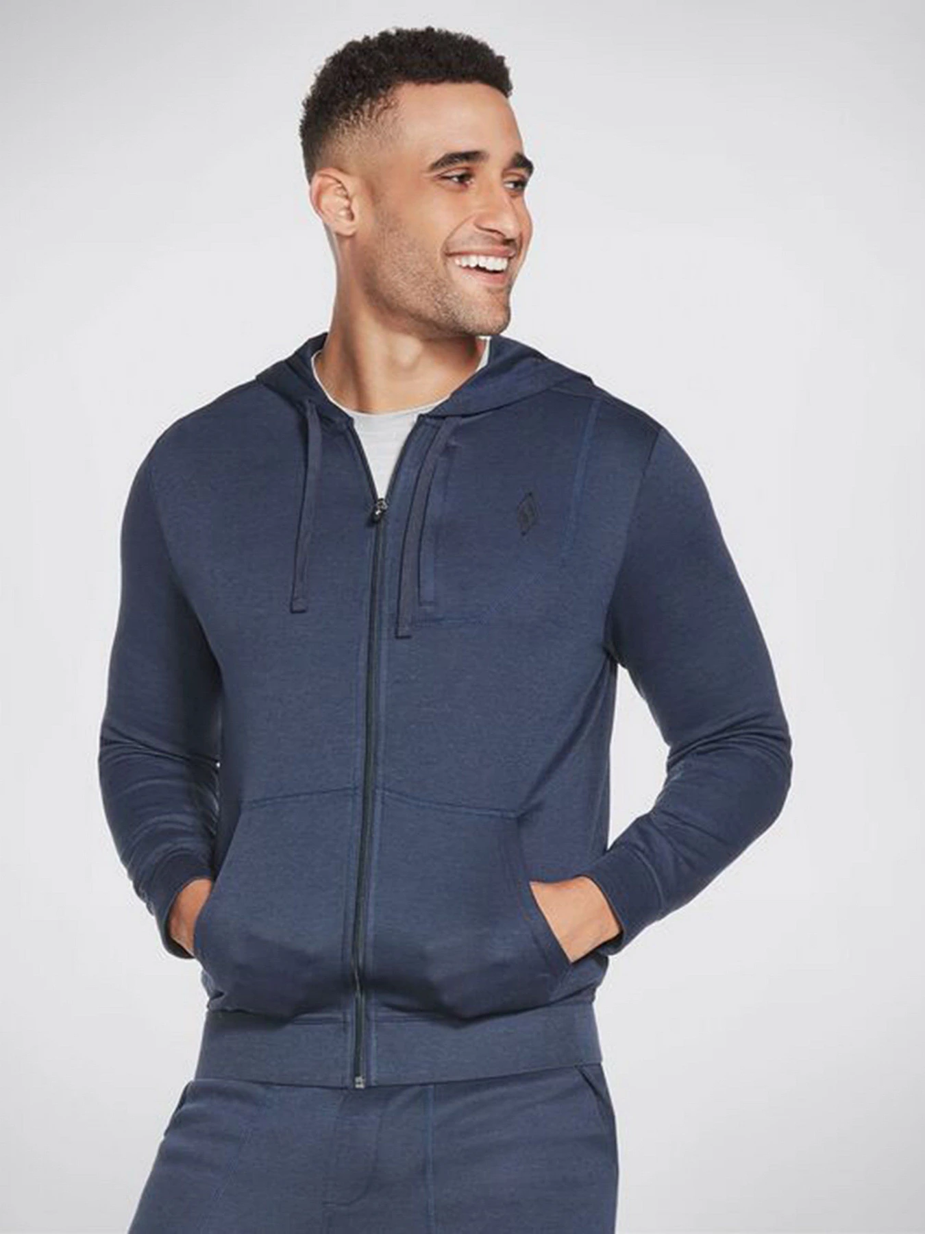 Худі та світшоти Skechers Apparel GOKNIT Pique модель M3JA154 NVY Худі та світшоти Skechers Apparel GOKNIT Pique модель M3JA154 NVY Фото