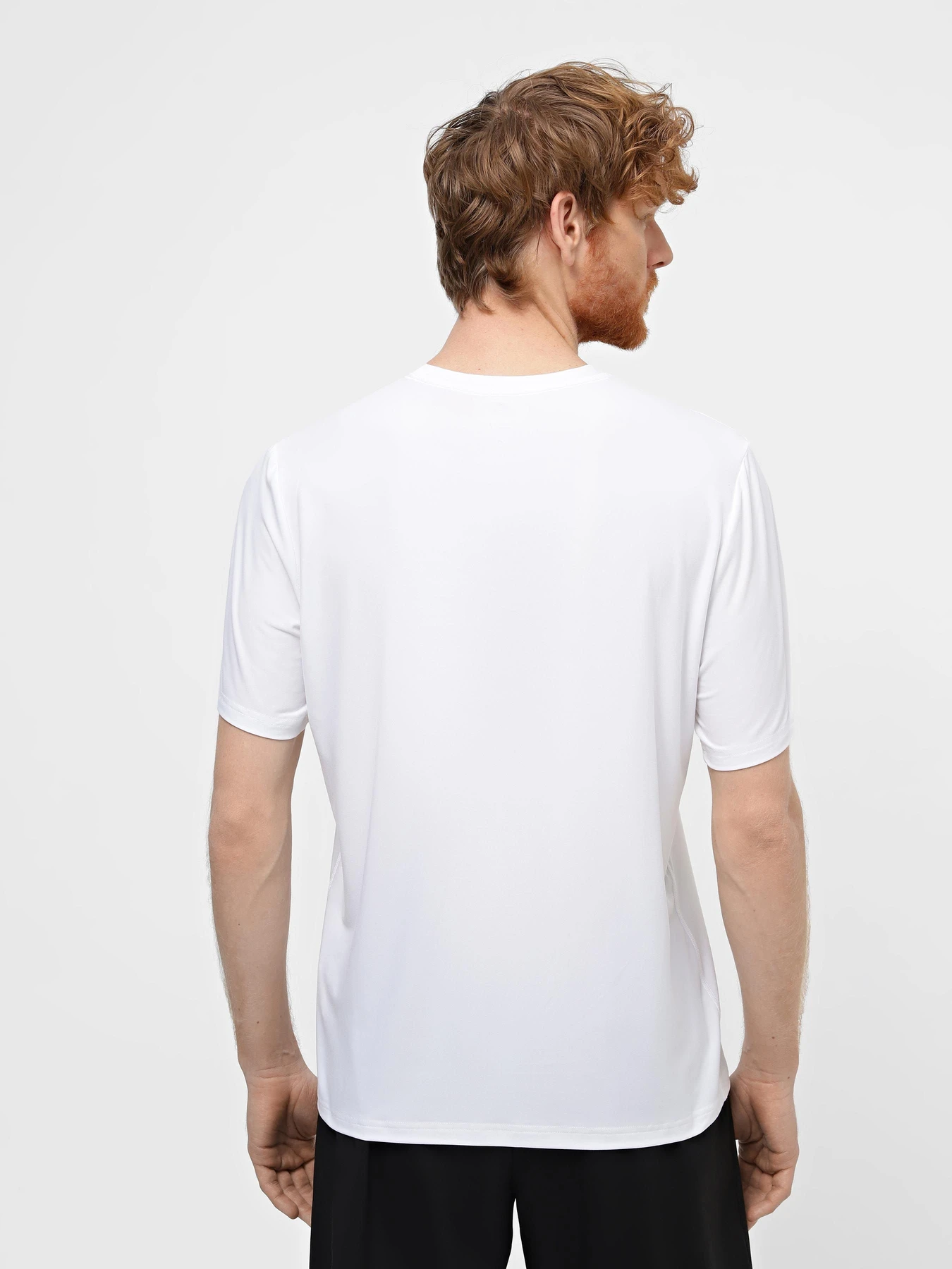 Футболки і поло Skechers Go Dri All Day Tee модель TS107 WHT Фото