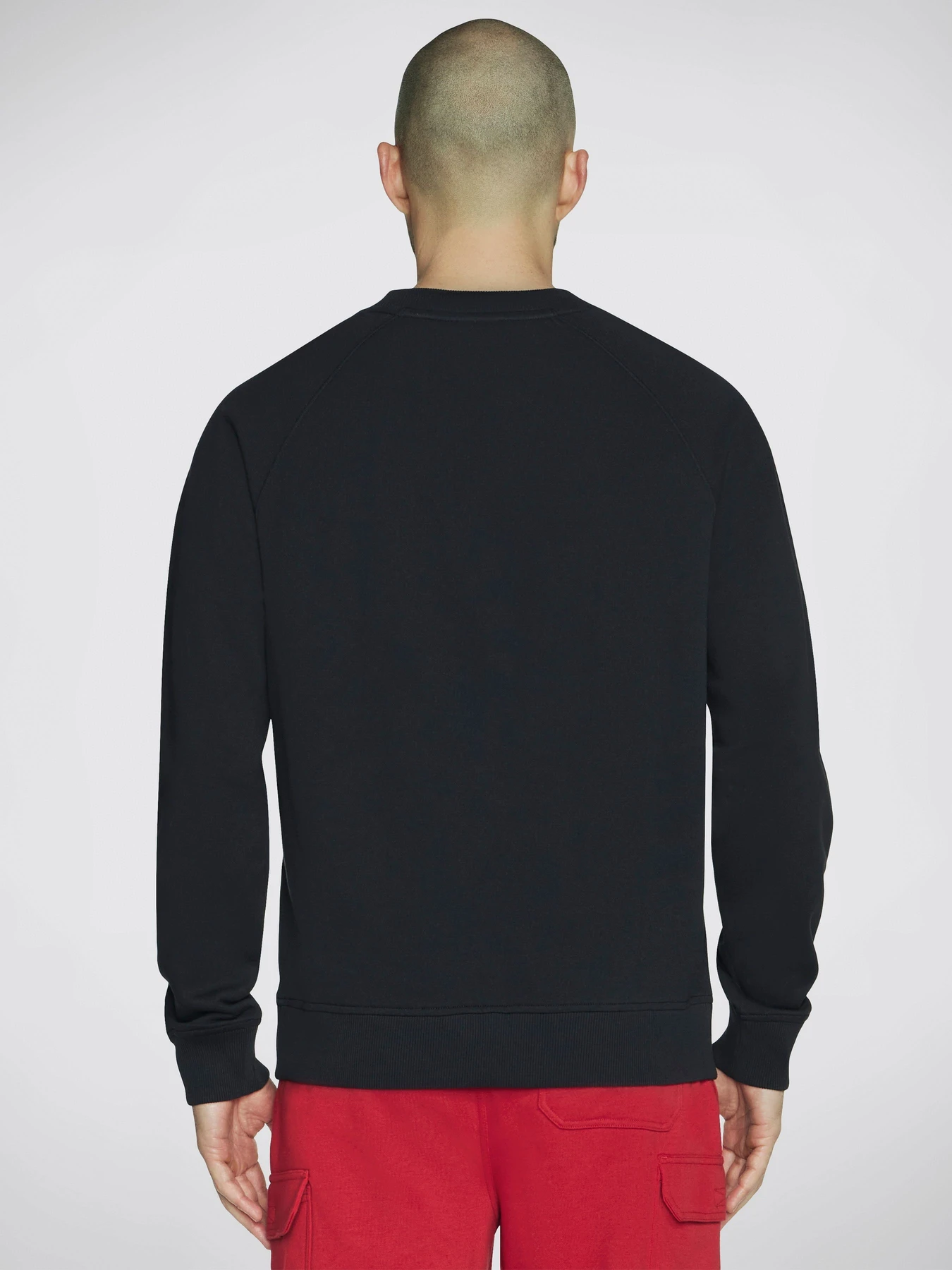 Худі та світшоти Skechers Classic Crew модель LT111 BLK Худі та світшоти Skechers Classic Crew модель LT111 BLK Фото
