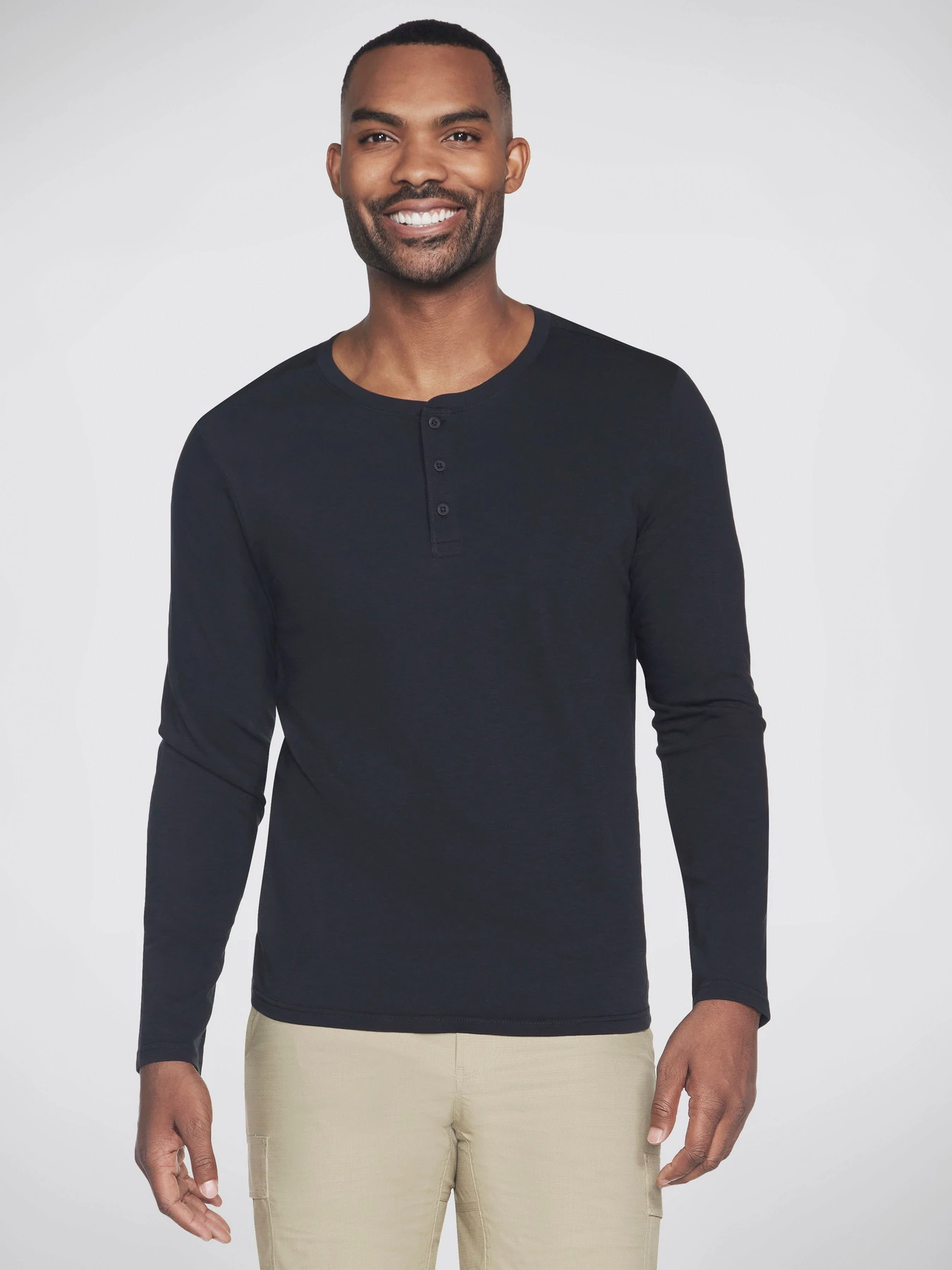 Худі та світшоти Skechers Skech-Breeze Slub L/S Henley модель LT48 BLK Худі та світшоти Skechers Skech-Breeze Slub L/S Henley модель LT48 BLK Фото