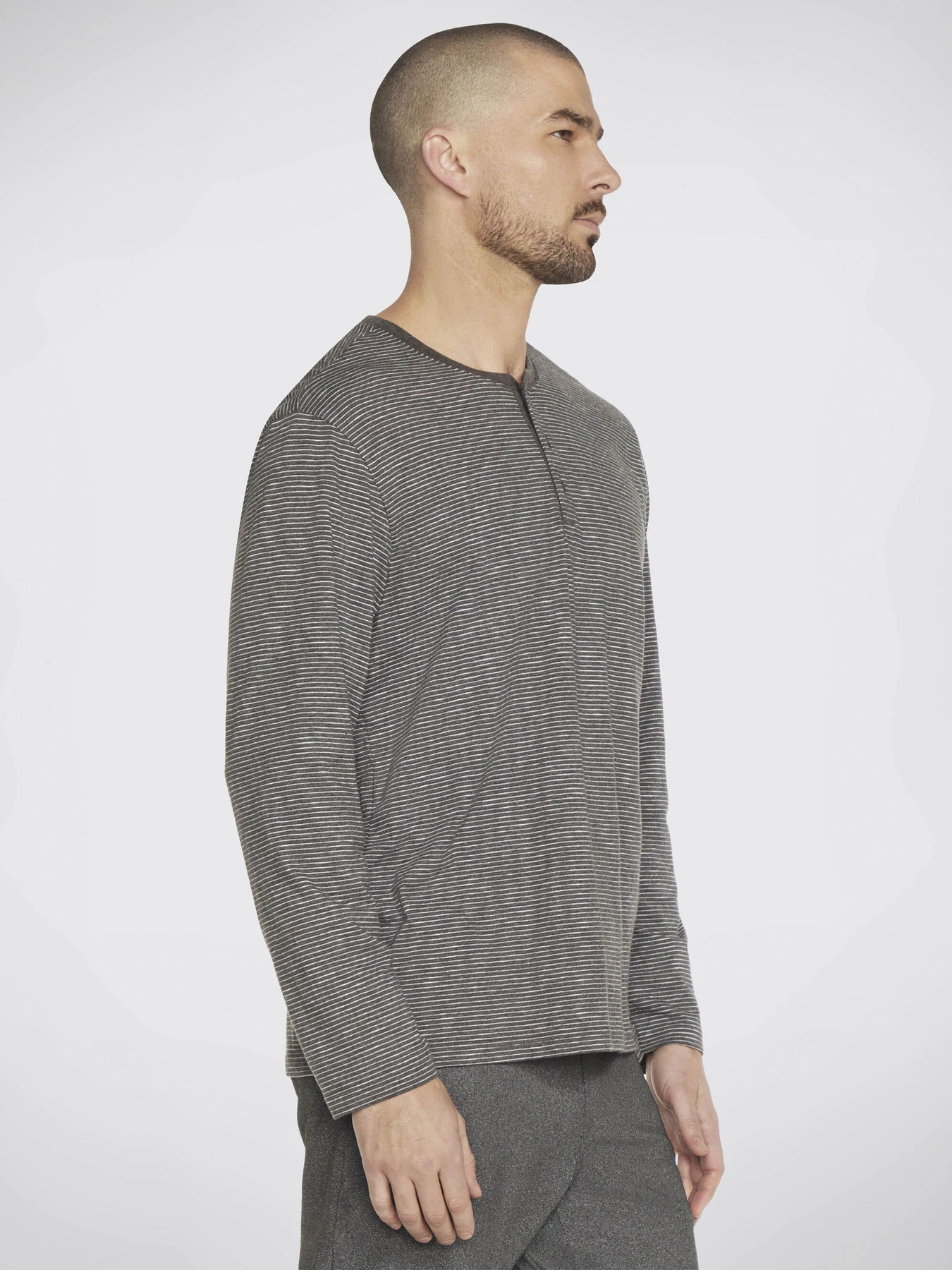 Худі та світшоти Skechers Skech Jersey Henley модель LT122 BKCC Худі та світшоти Skechers Skech Jersey Henley модель LT122 BKCC Фото