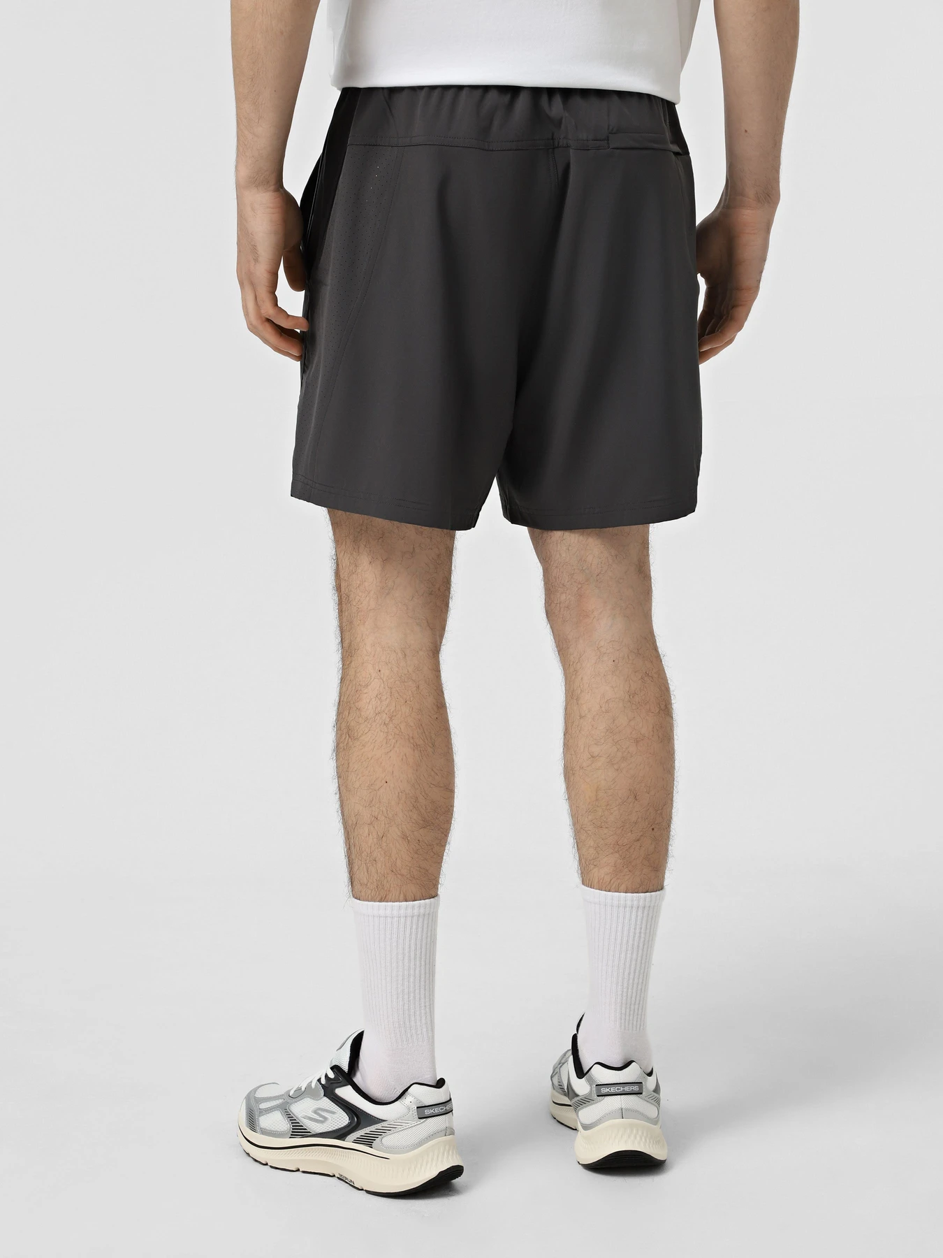 Шорты Skechers PREMIER 7" SHORT модель SH82 BKCC Шорты Skechers PREMIER 7" SHORT модель SH82 BKCC Фото