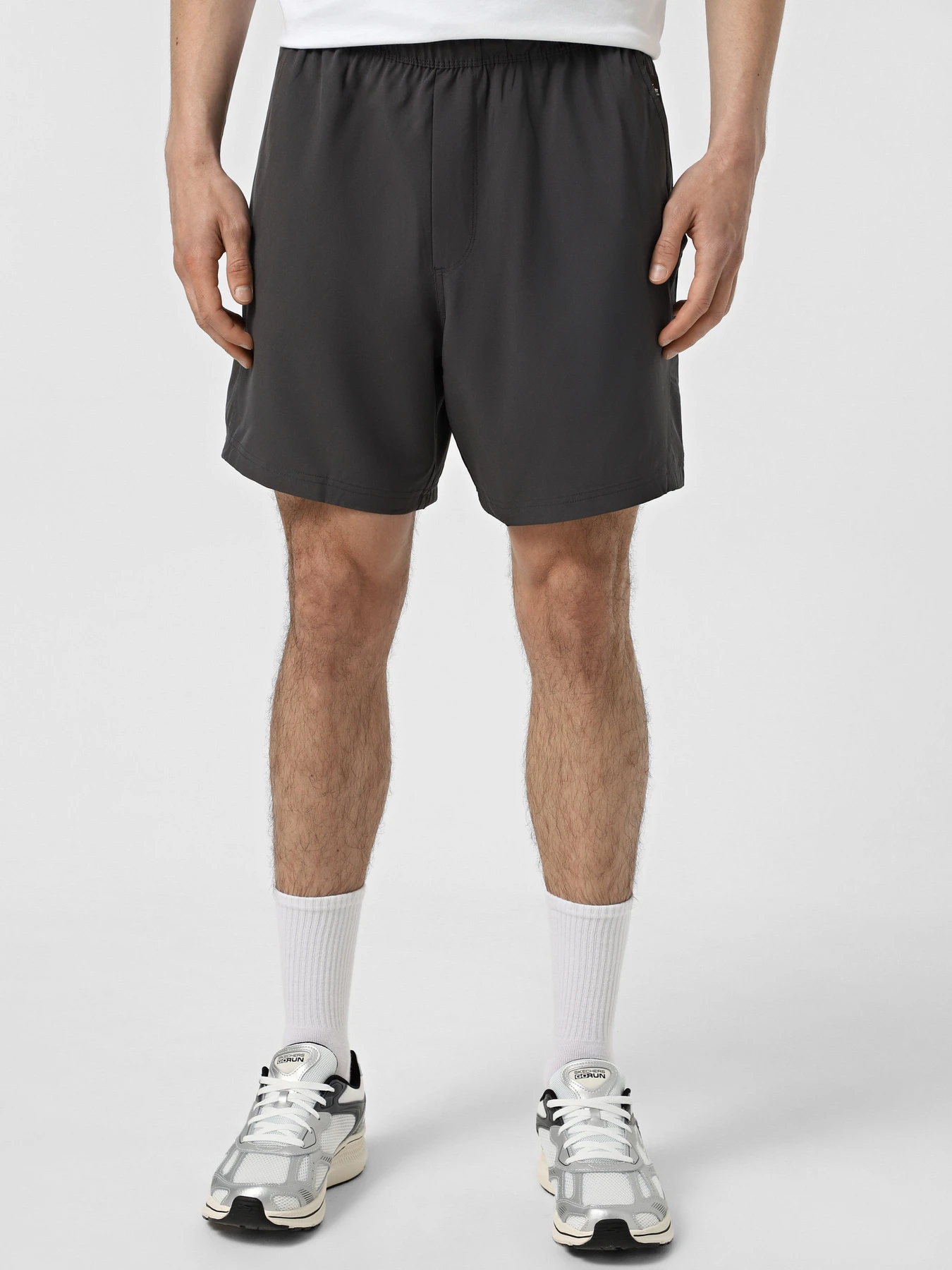 Шорты Skechers PREMIER 7" SHORT модель SH82 BKCC Шорты Skechers PREMIER 7" SHORT модель SH82 BKCC Фото