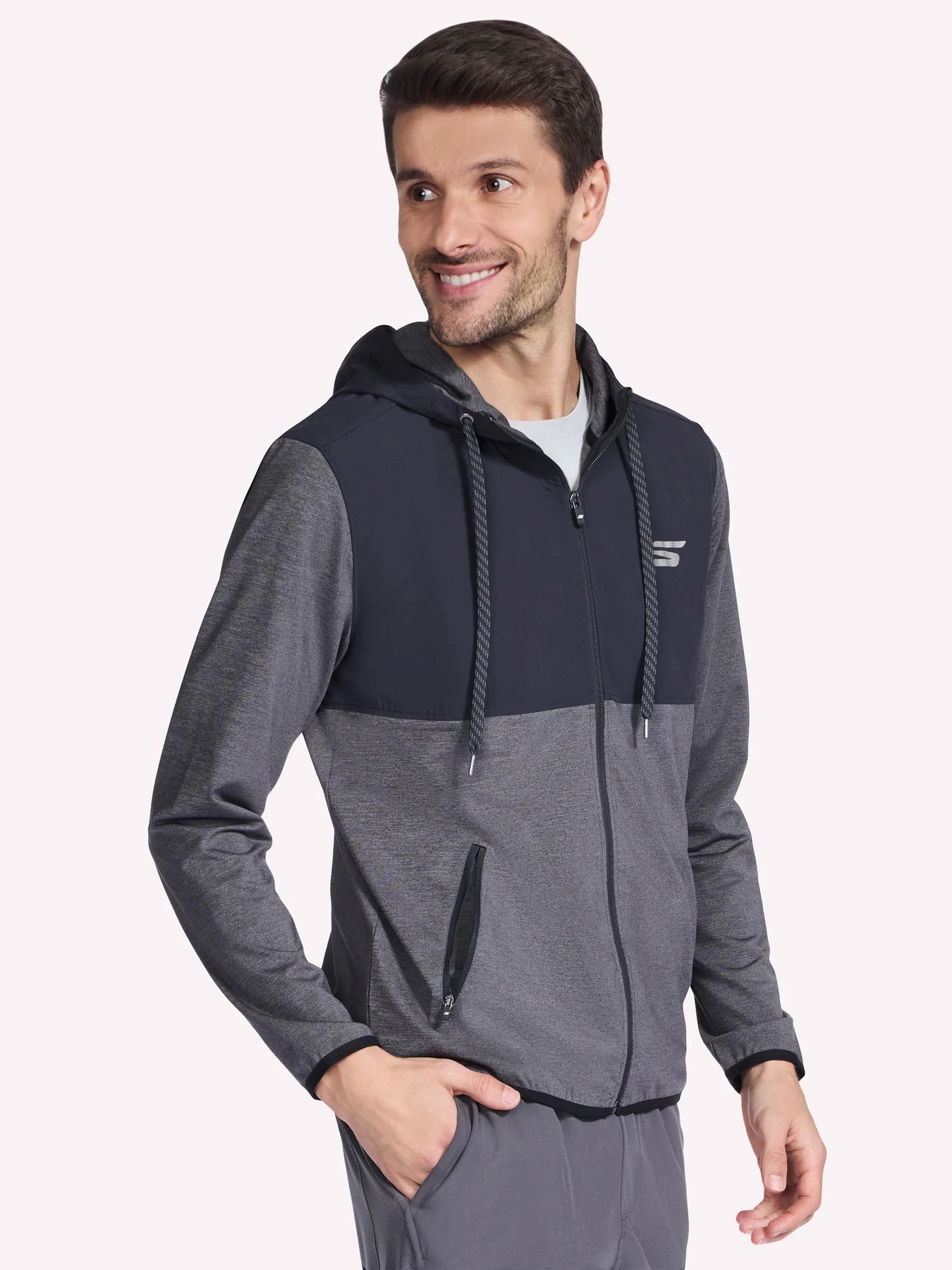 Худи и свитшоты Skechers HK WEEKEND FZ HOODIE модель JA319HK BKCC Худи и свитшоты Skechers HK WEEKEND FZ HOODIE модель JA319HK BKCC Фото
