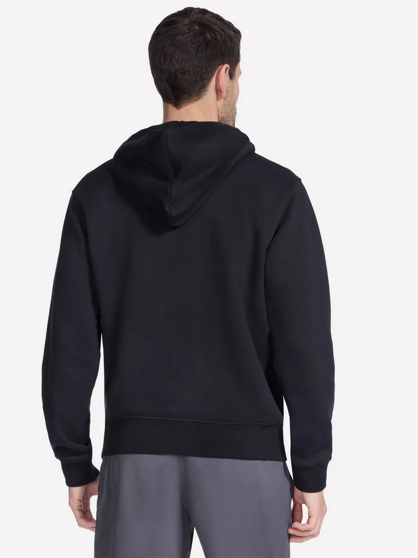 Худи и свитшоты Skechers SKECH-SWEATS NITRO HOODIE модель HD95 BLK Худи и свитшоты Skechers SKECH-SWEATS NITRO HOODIE модель HD95 BLK Фото