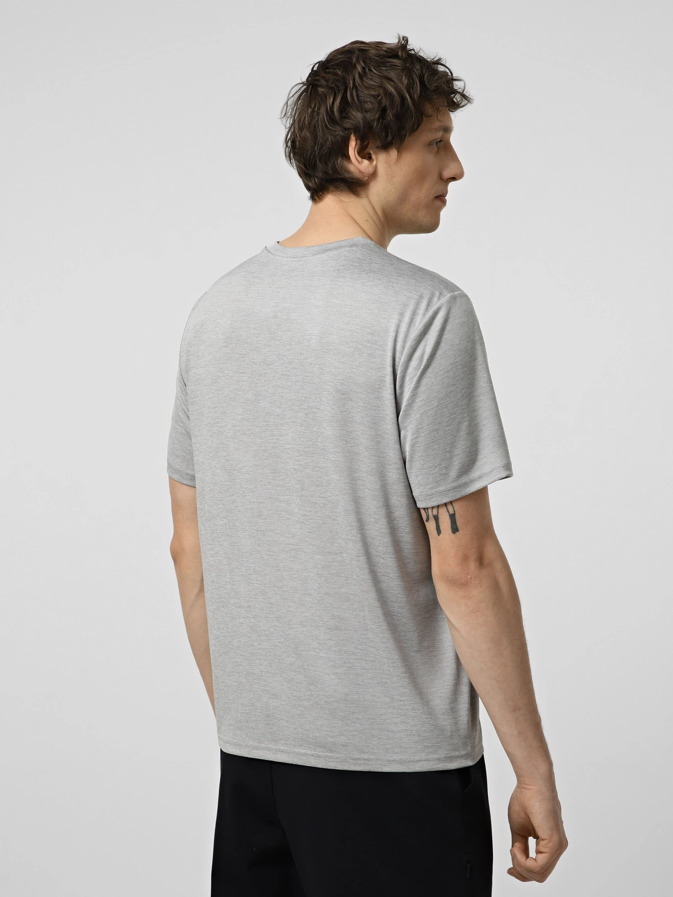 Футболки і поло Skechers GODRI CHARGE TEE модель TS233 LGY Фото