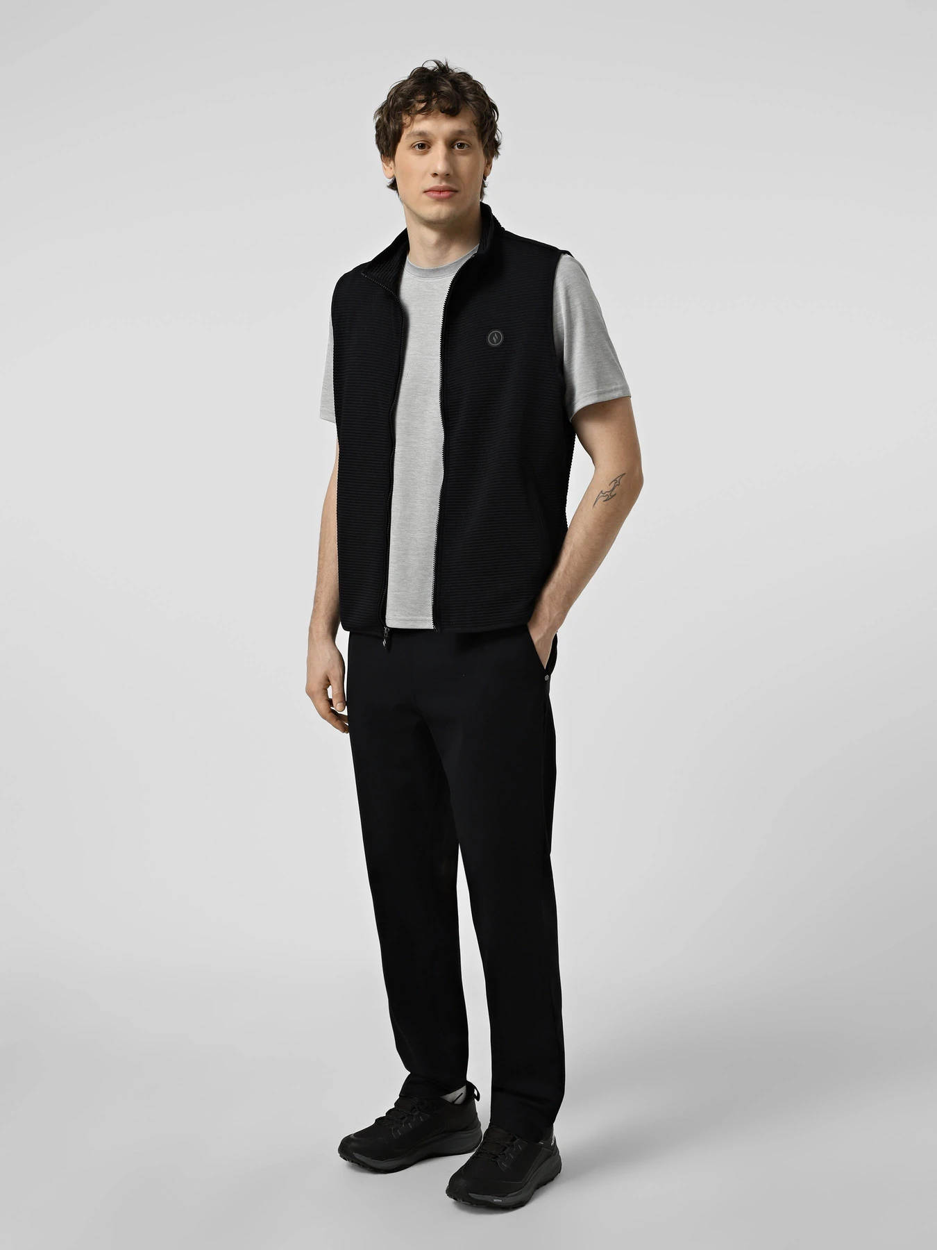 Светри та кардигани Skechers GOWALK OTTOMAN VEST модель JA249 BLK Светри та кардигани Skechers GOWALK OTTOMAN VEST модель JA249 BLK Фото