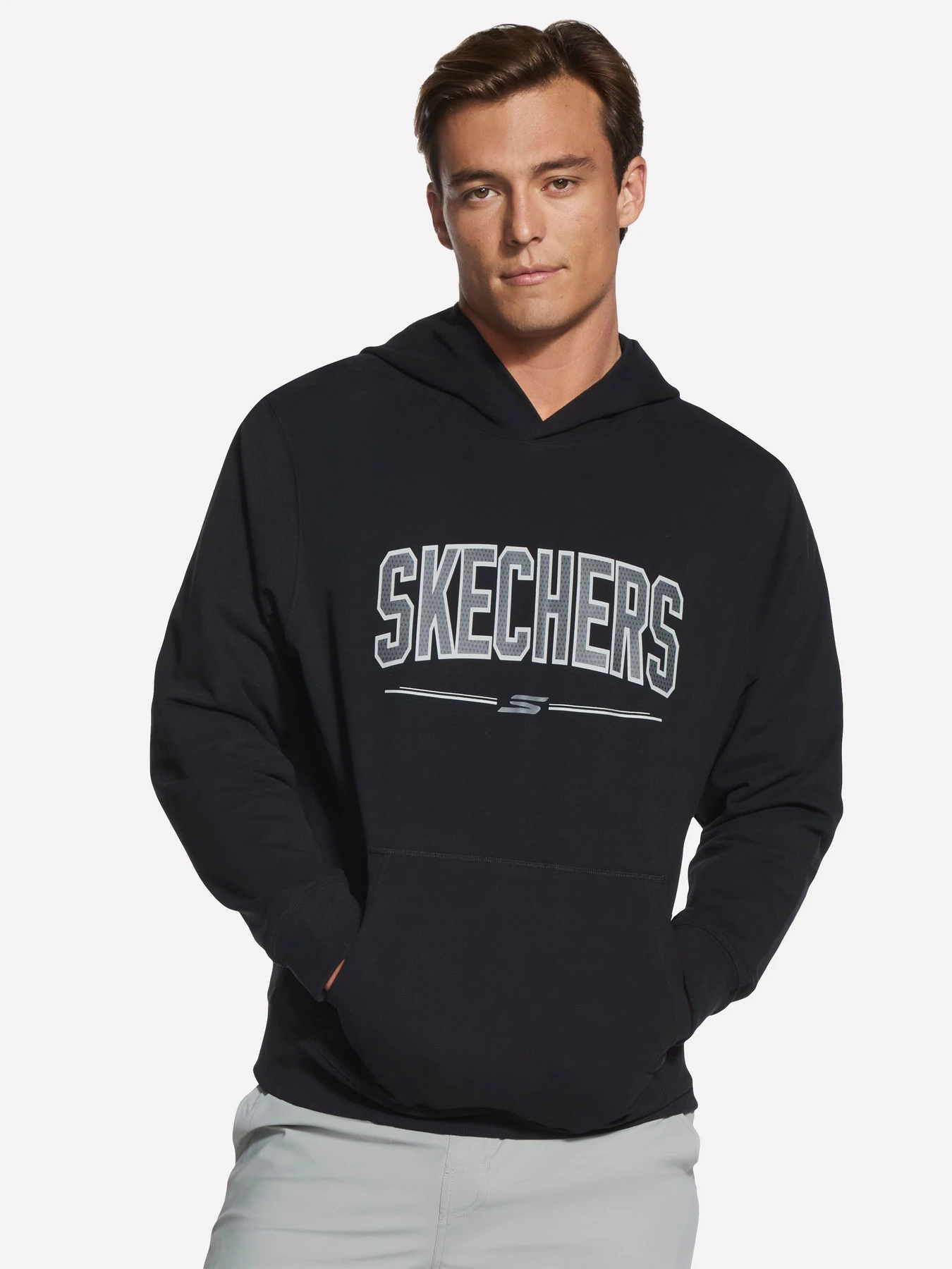 Худи и свитшоты Skechers SKECHERS ENDURANCE HOODIE модель HD107 BLK Худи и свитшоты Skechers SKECHERS ENDURANCE HOODIE модель HD107 BLK Фото