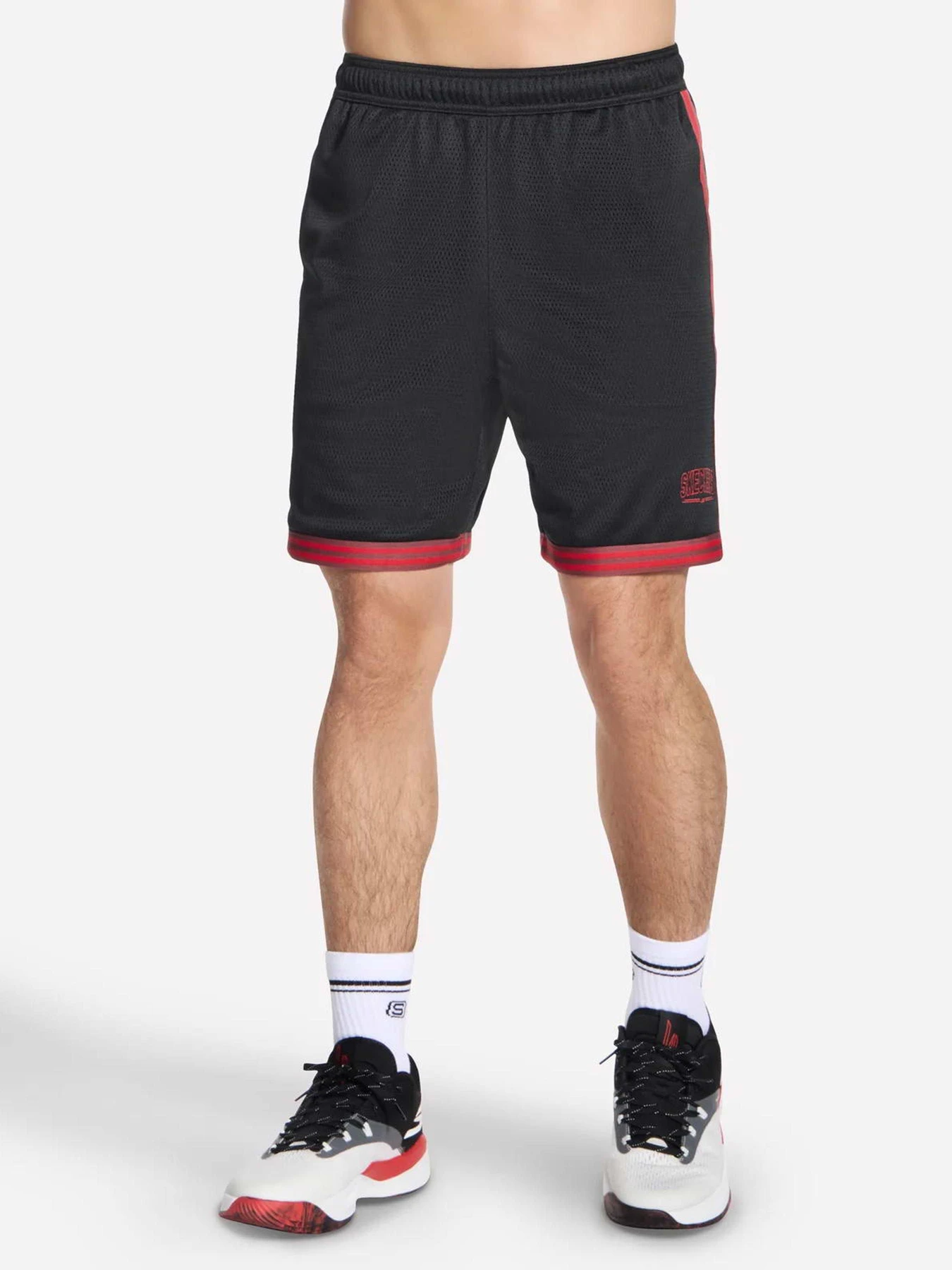 Шорты Skechers SKECHERS STREET BASKETBALL 8” модель SH137 BLK Шорты Skechers SKECHERS STREET BASKETBALL 8” модель SH137 BLK Фото