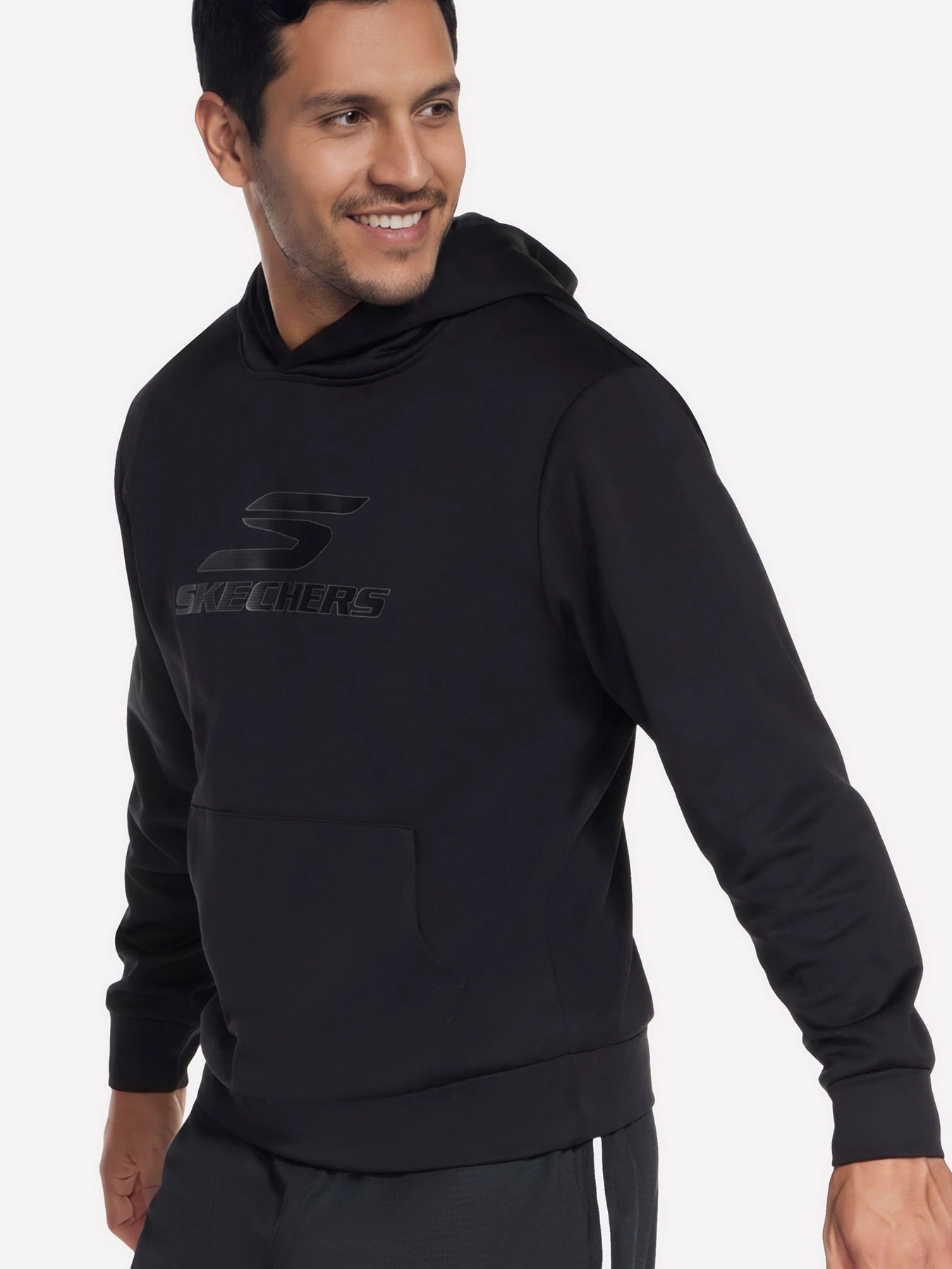 Худи и свитшоты Skechers SKECHTECH RALLY HOODIE модель HD123 BLK Худи и свитшоты Skechers SKECHTECH RALLY HOODIE модель HD123 BLK Фото