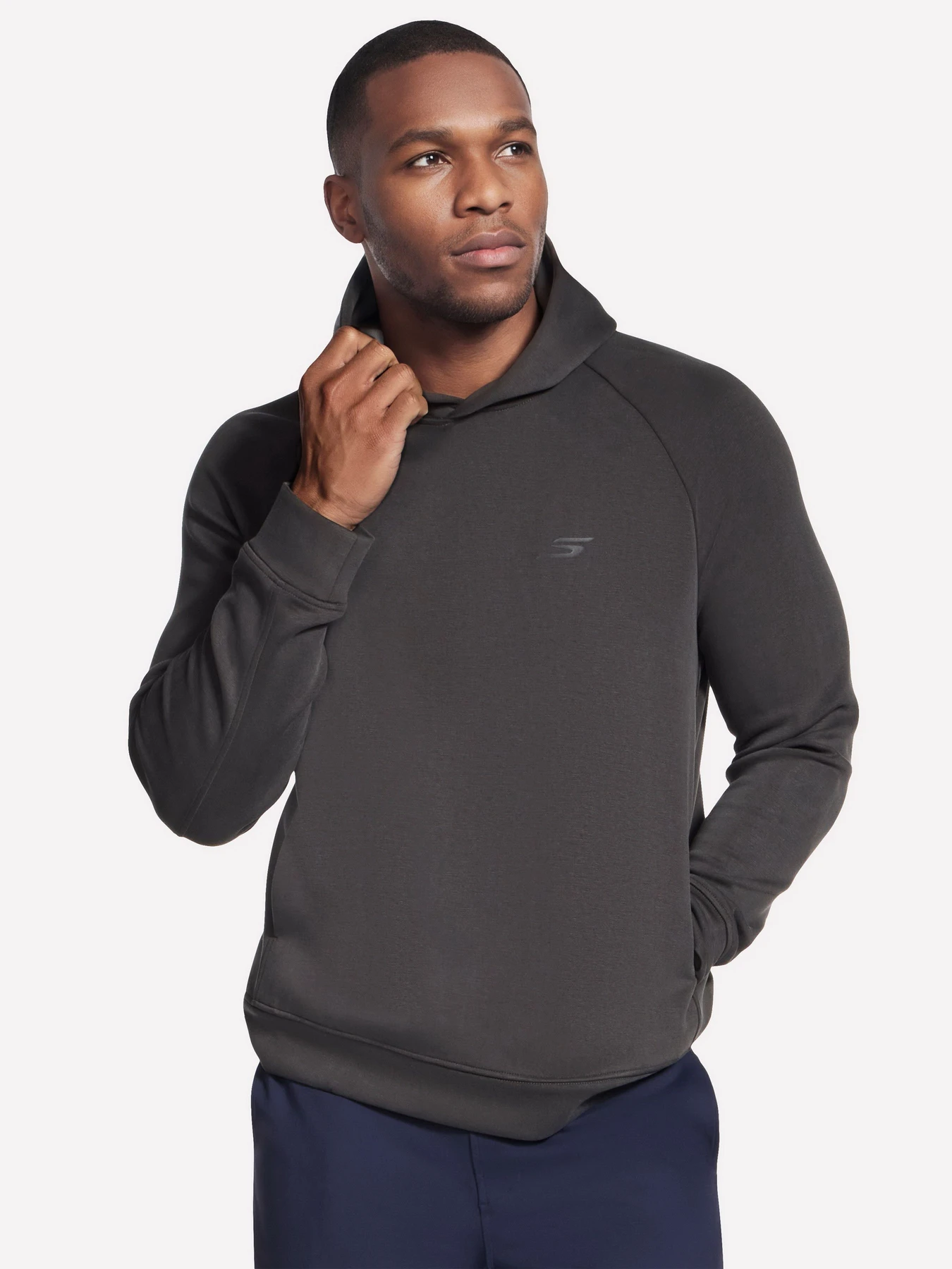Худи и свитшоты Skechers SKECHCLOUD ELEVATE HOODIE модель HD128 BKCC Худи и свитшоты Skechers SKECHCLOUD ELEVATE HOODIE модель HD128 BKCC Фото