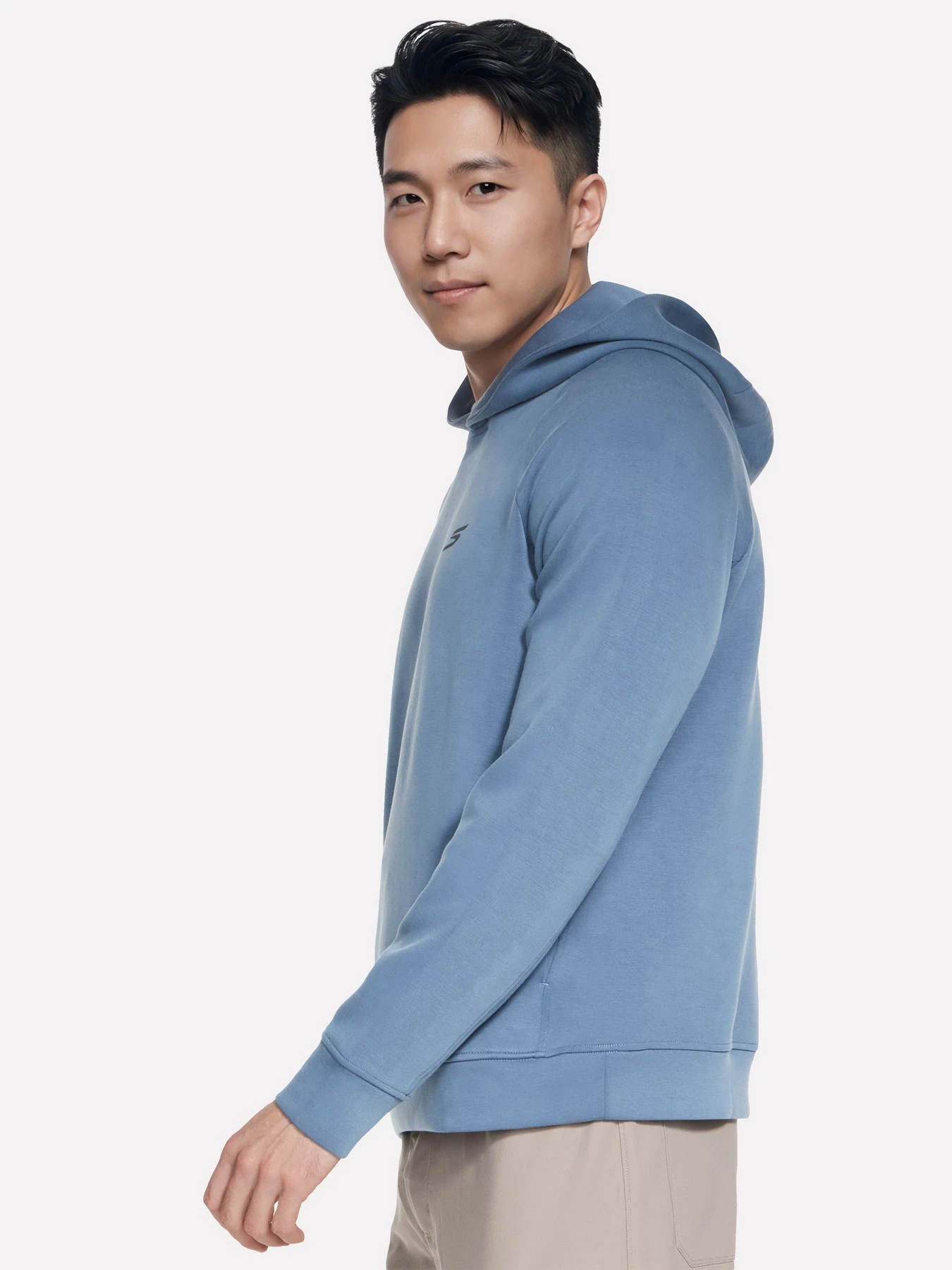 Худи и свитшоты Skechers SKECHCLOUD ELEVATE HOODIE модель HD128 DEN Худи и свитшоты Skechers SKECHCLOUD ELEVATE HOODIE модель HD128 DEN Фото