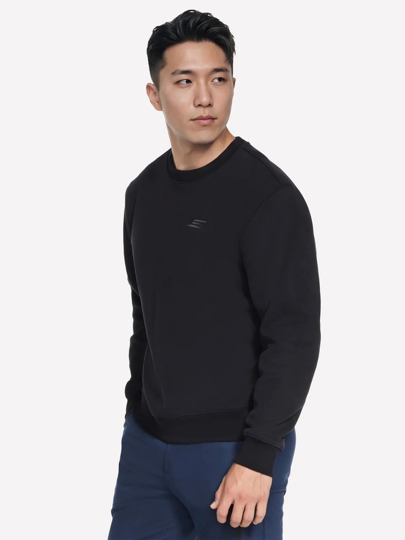 Худи и свитшоты Skechers SKECHERS MAX SOFT CREW модель LT293 BLK Фото