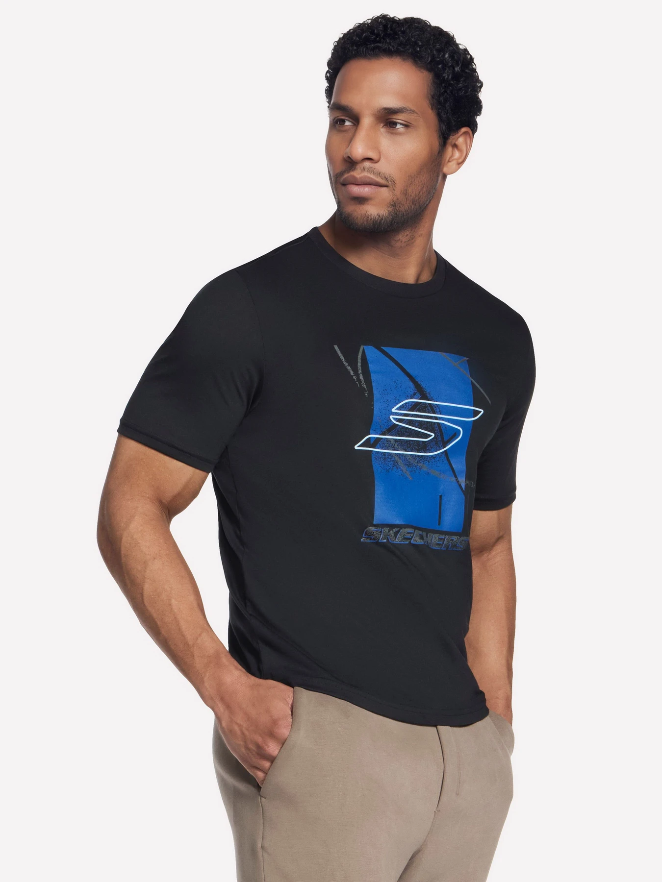 Футболки и поло Skechers SKECHERS ENDURANCE EDGE TEE модель TS389 BLK Футболки и поло Skechers SKECHERS ENDURANCE EDGE TEE модель TS389 BLK Фото