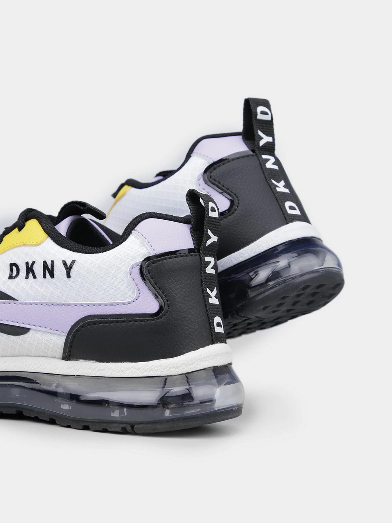 Кроссовки DKNY модель D39060/925 Фото
