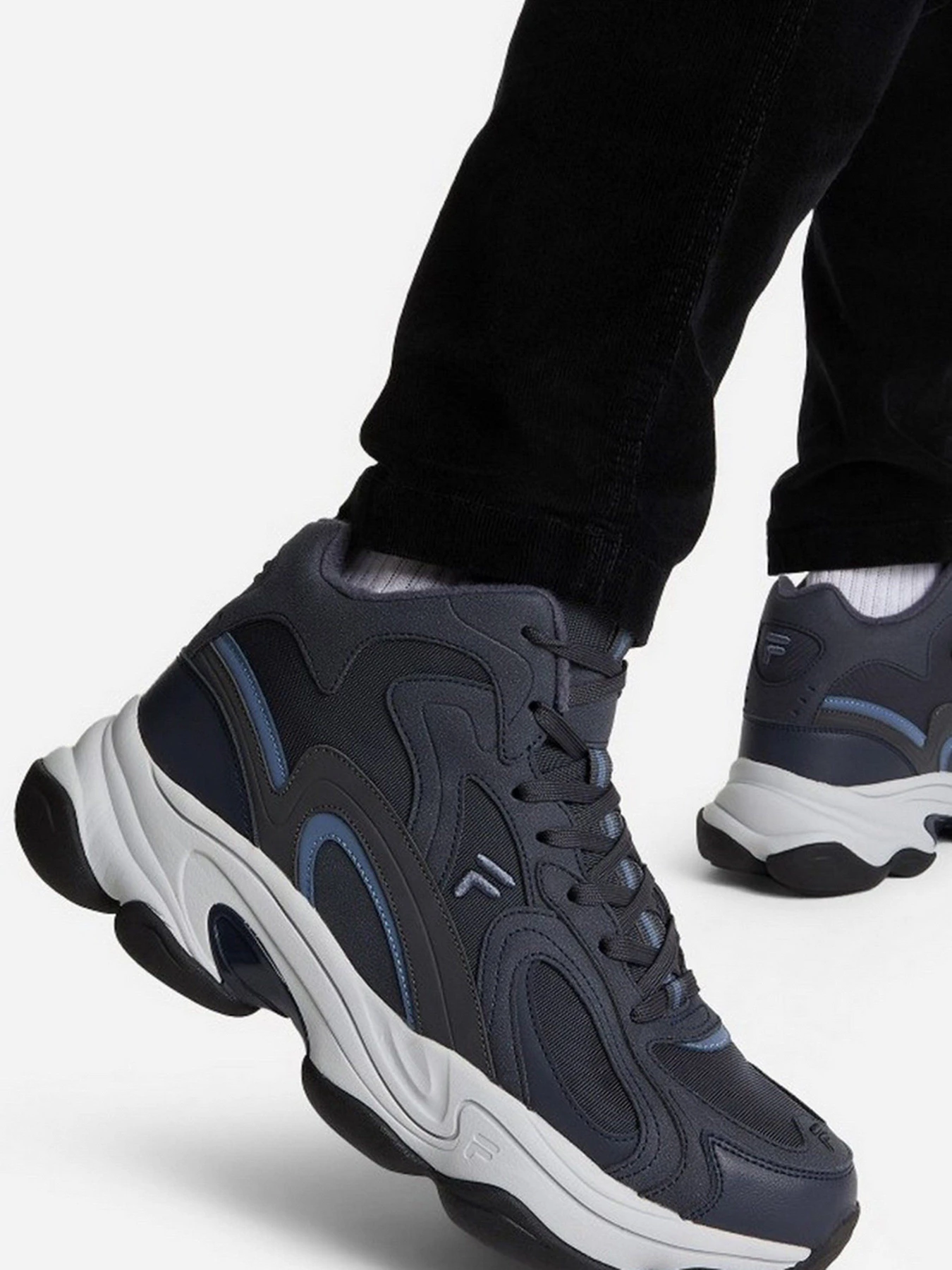 Кросівки FILA Volt Mid Wntr модель 106703-Z4 Кросівки FILA Volt Mid Wntr модель 106703-Z4 Фото