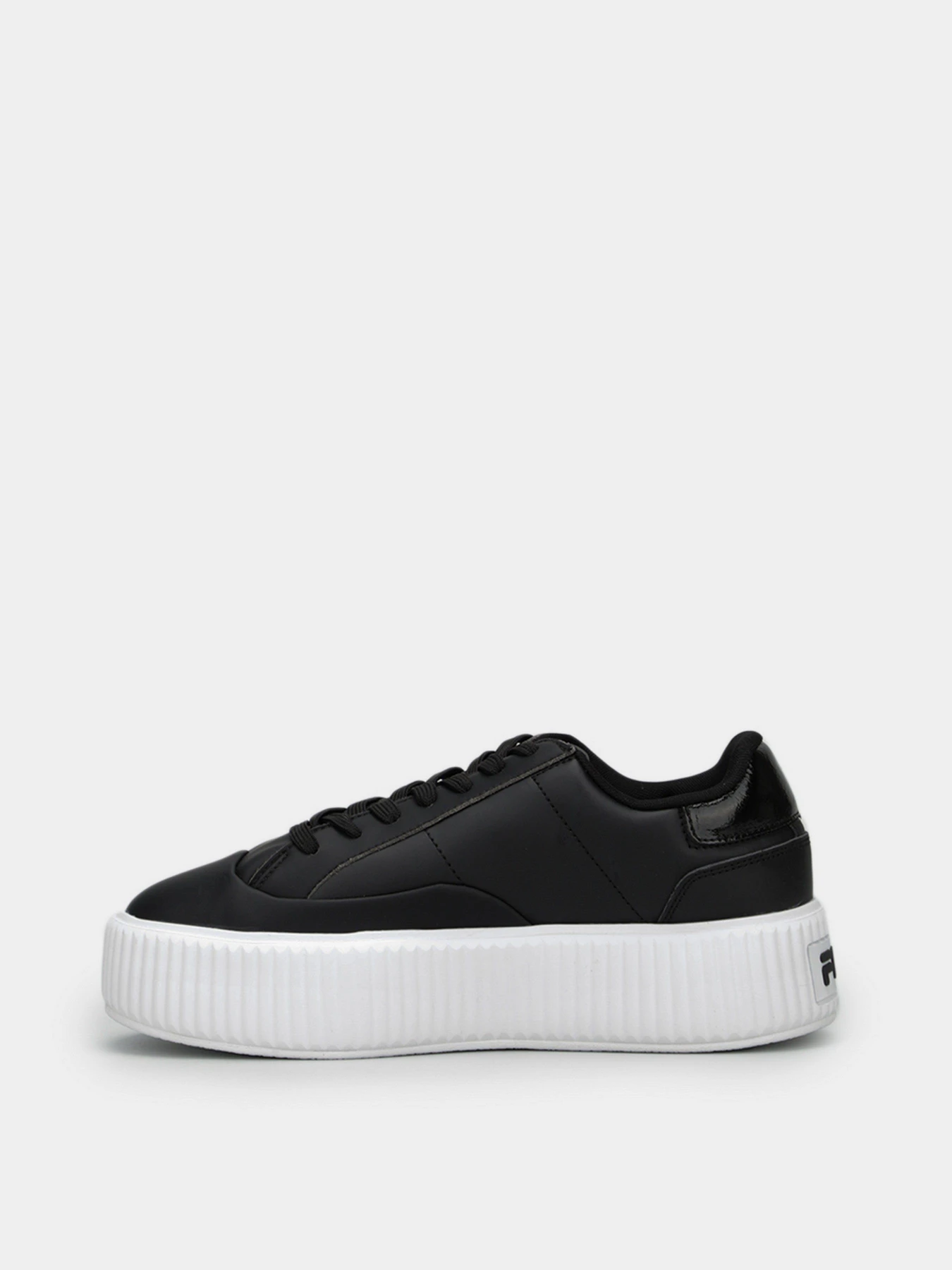 Кеды FILA Sandblast Oversole модель 5CM01621-013 Кеды FILA Sandblast Oversole модель 5CM01621-013 Фото