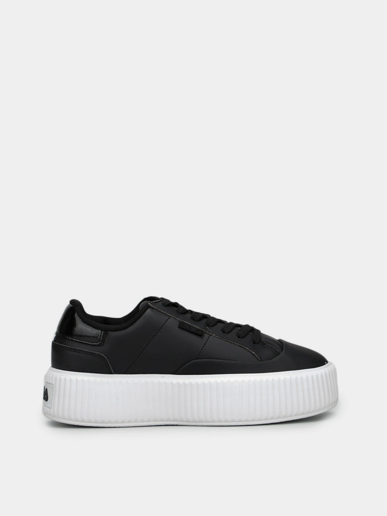 Кеды FILA Sandblast Oversole модель 5CM01621-013 Кеды FILA Sandblast Oversole модель 5CM01621-013 Фото