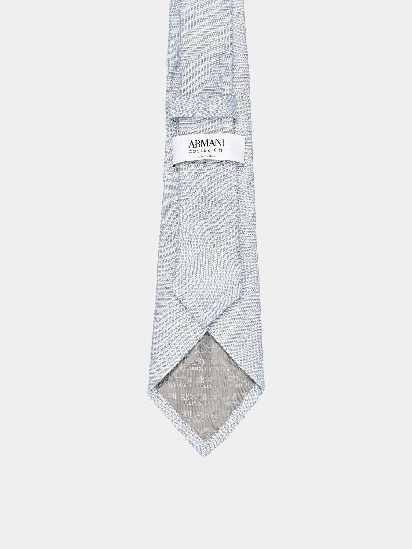 Галстуки и бабочки GIORGIO ARMANI модель 350027 4P305 00030 Галстуки и бабочки GIORGIO ARMANI модель 350027 4P305 00030 Фото
