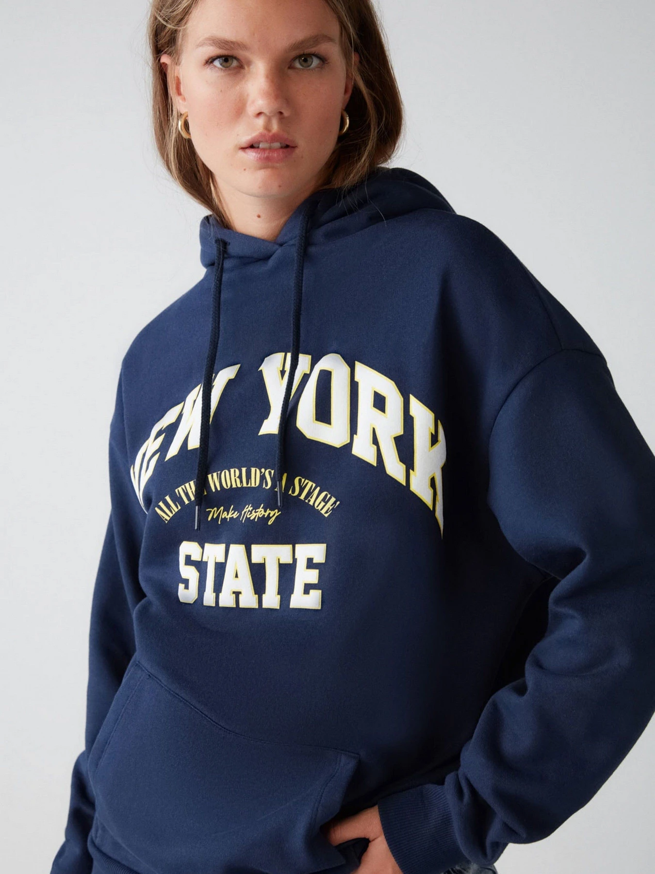 Худі та світшоти Grimelange Alina модель ALINA01092022/Navy Blue Худі та світшоти Grimelange Alina модель ALINA01092022/Navy Blue Фото