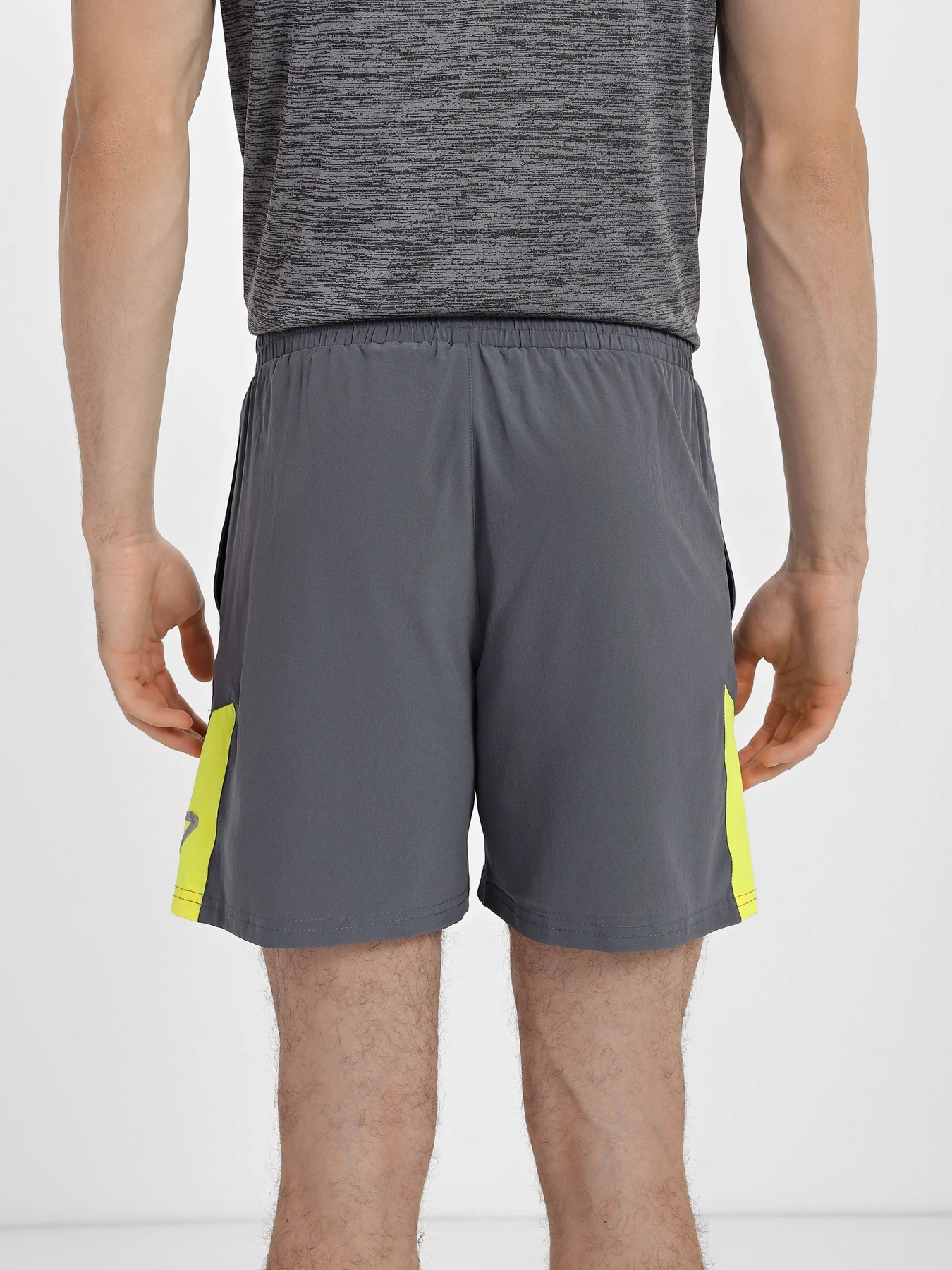 Шорти Gymshark модель GMSH013_сірий з жовтим Шорти Gymshark модель GMSH013_сірий з жовтим Фото