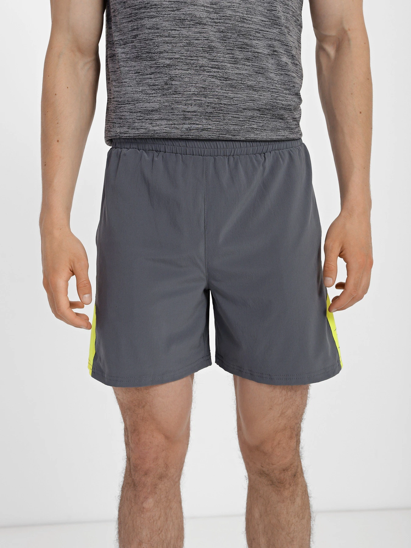 Шорти Gymshark модель GMSH013_сірий з жовтим Шорти Gymshark модель GMSH013_сірий з жовтим Фото