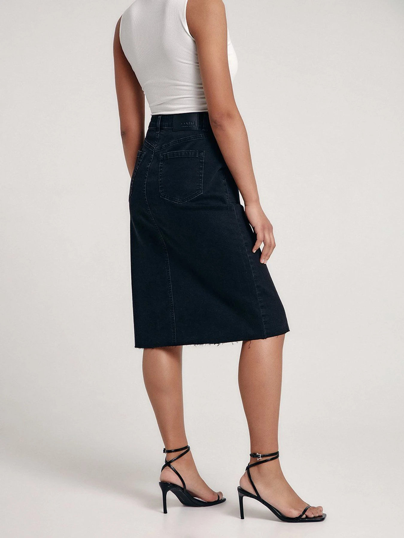 Юбки Conte Elegant модель CON-439-washed black Юбки Conte Elegant модель CON-439-washed black Фото