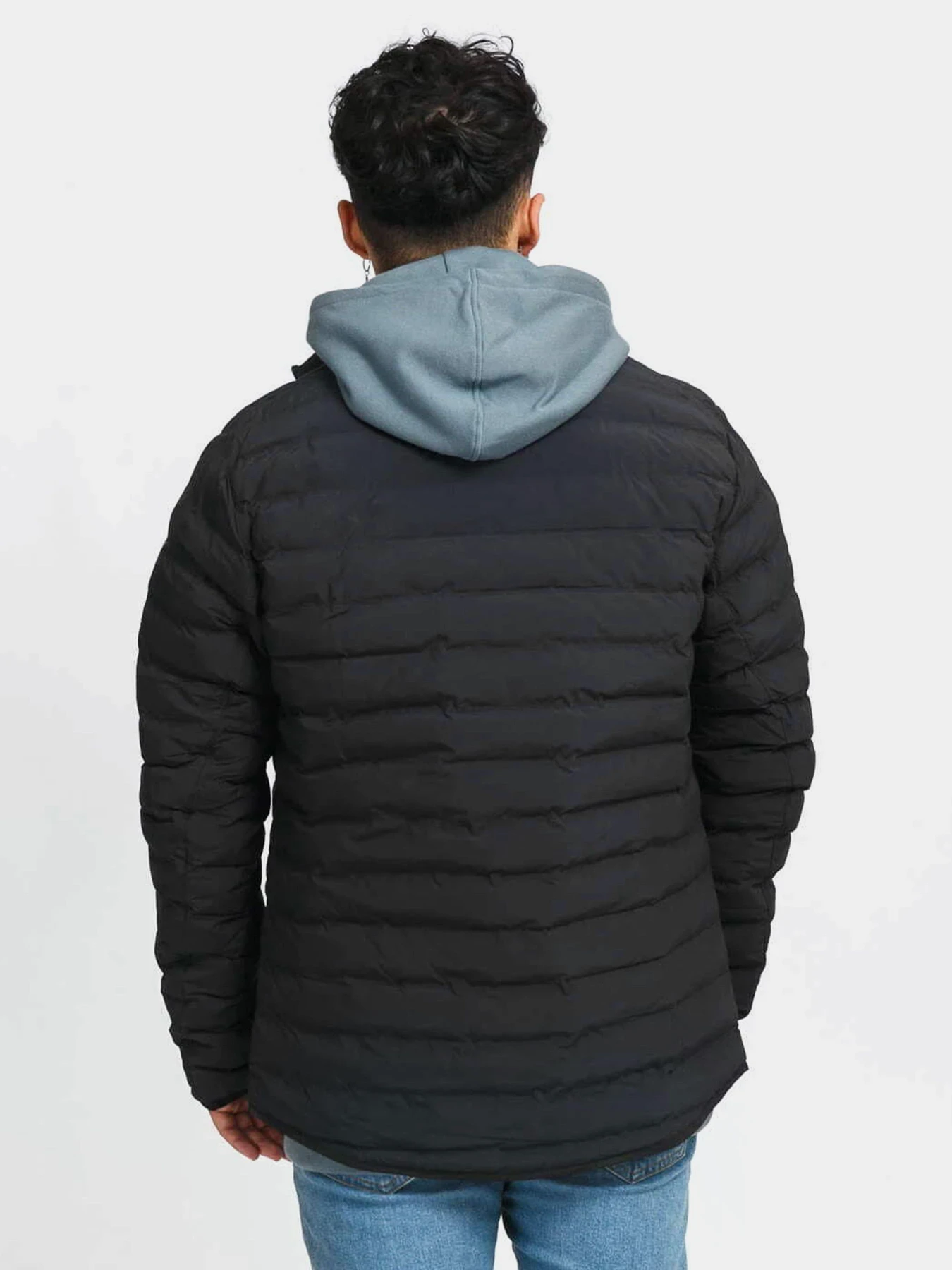 Куртки та дублянки Helly Hansen Mono Material Hooded Insulator модель 53495-991 Куртки та дублянки Helly Hansen Mono Material Hooded Insulator модель 53495-991 Фото