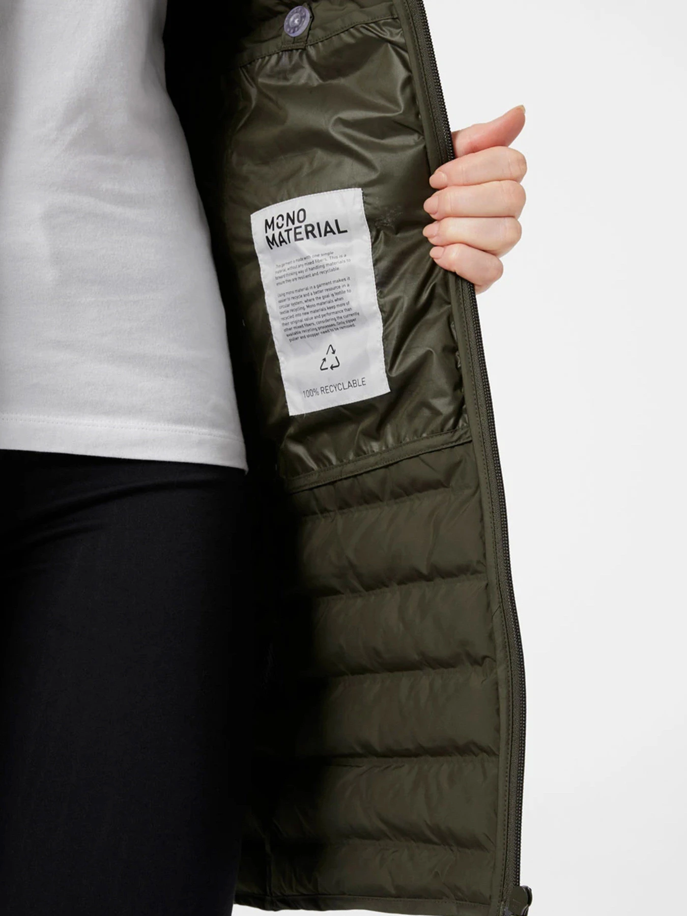 Куртки та дублянки Helly Hansen Insulator модель 53506-431 Куртки та дублянки Helly Hansen Insulator модель 53506-431 Фото